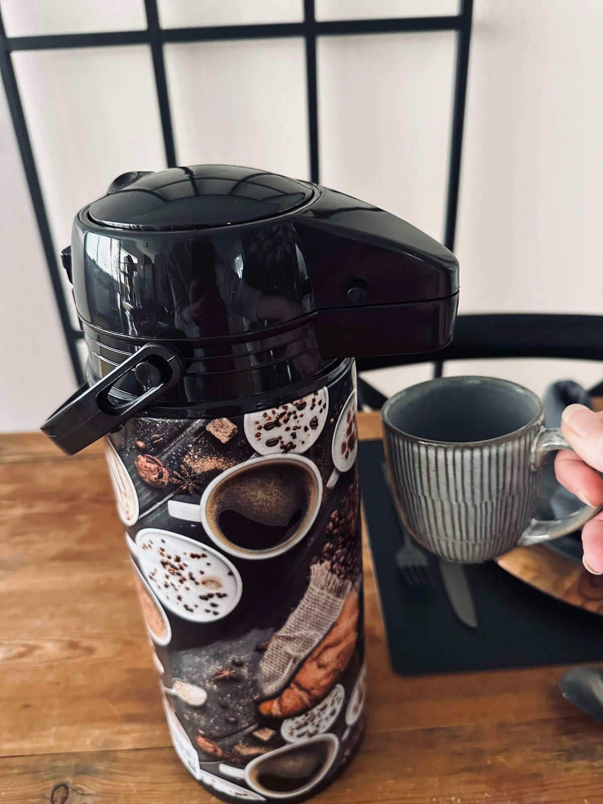 Thermoskan met pomp - 1900 ml.