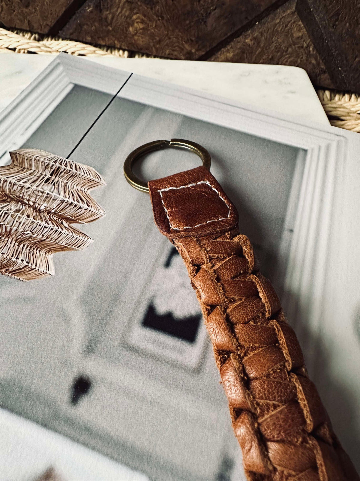 Nekkoord Helma- Leather walnut