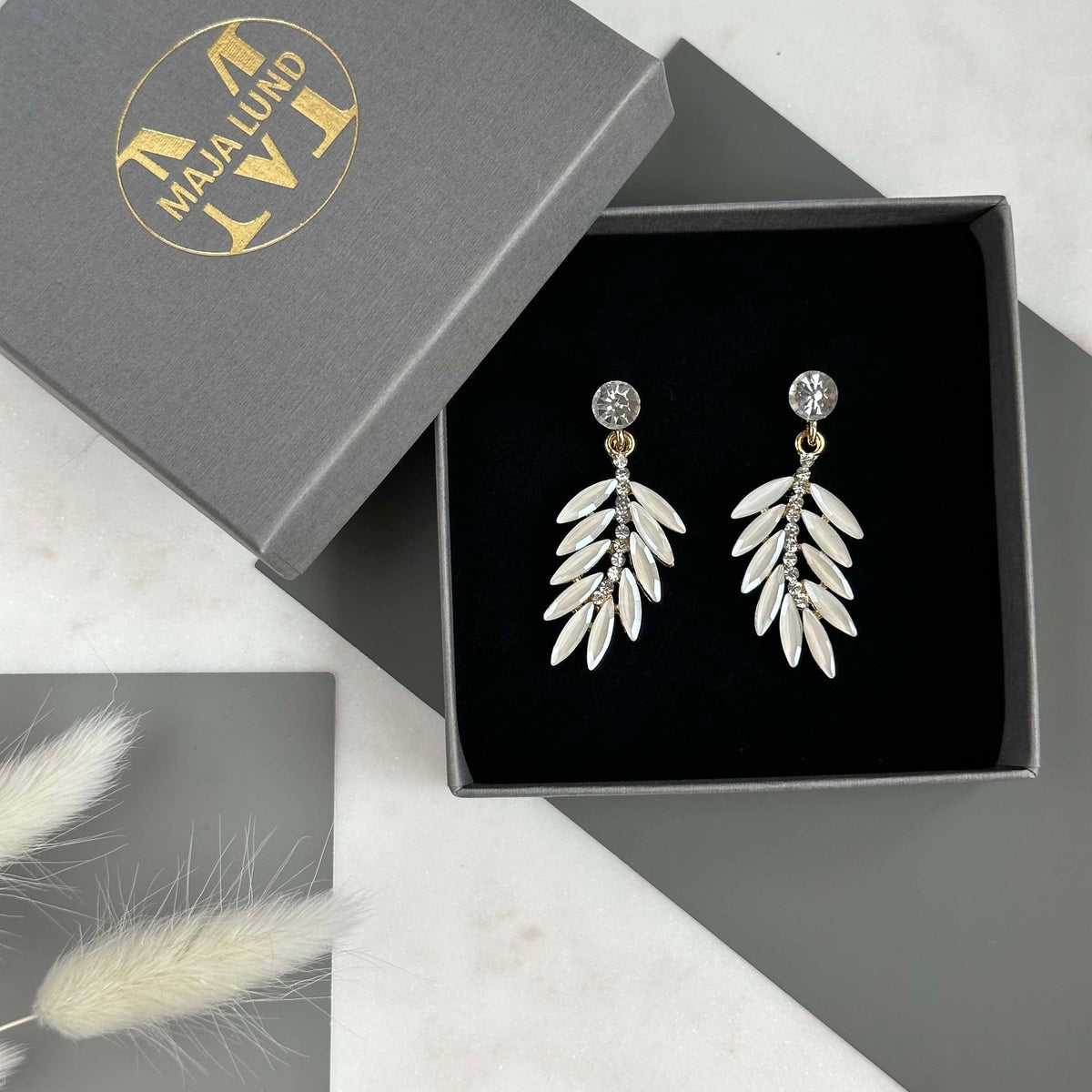 Oorbellen Feather - White
