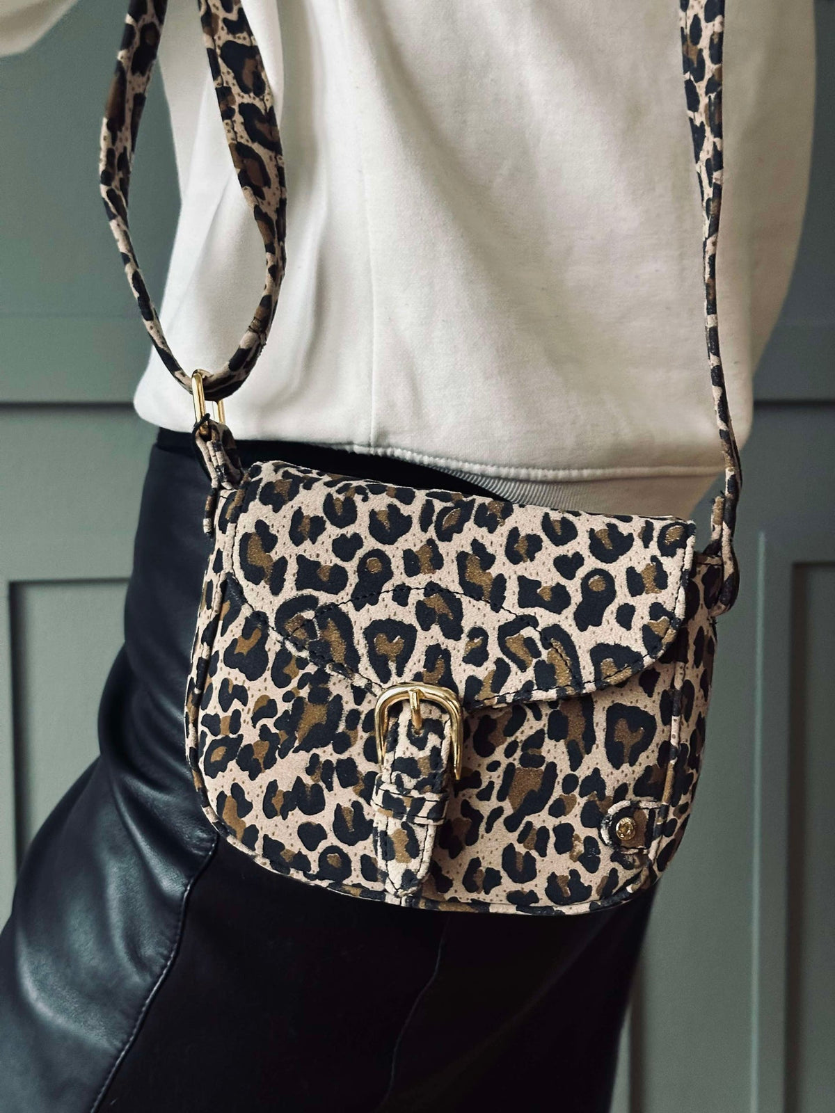 Crossbody Aura Leo