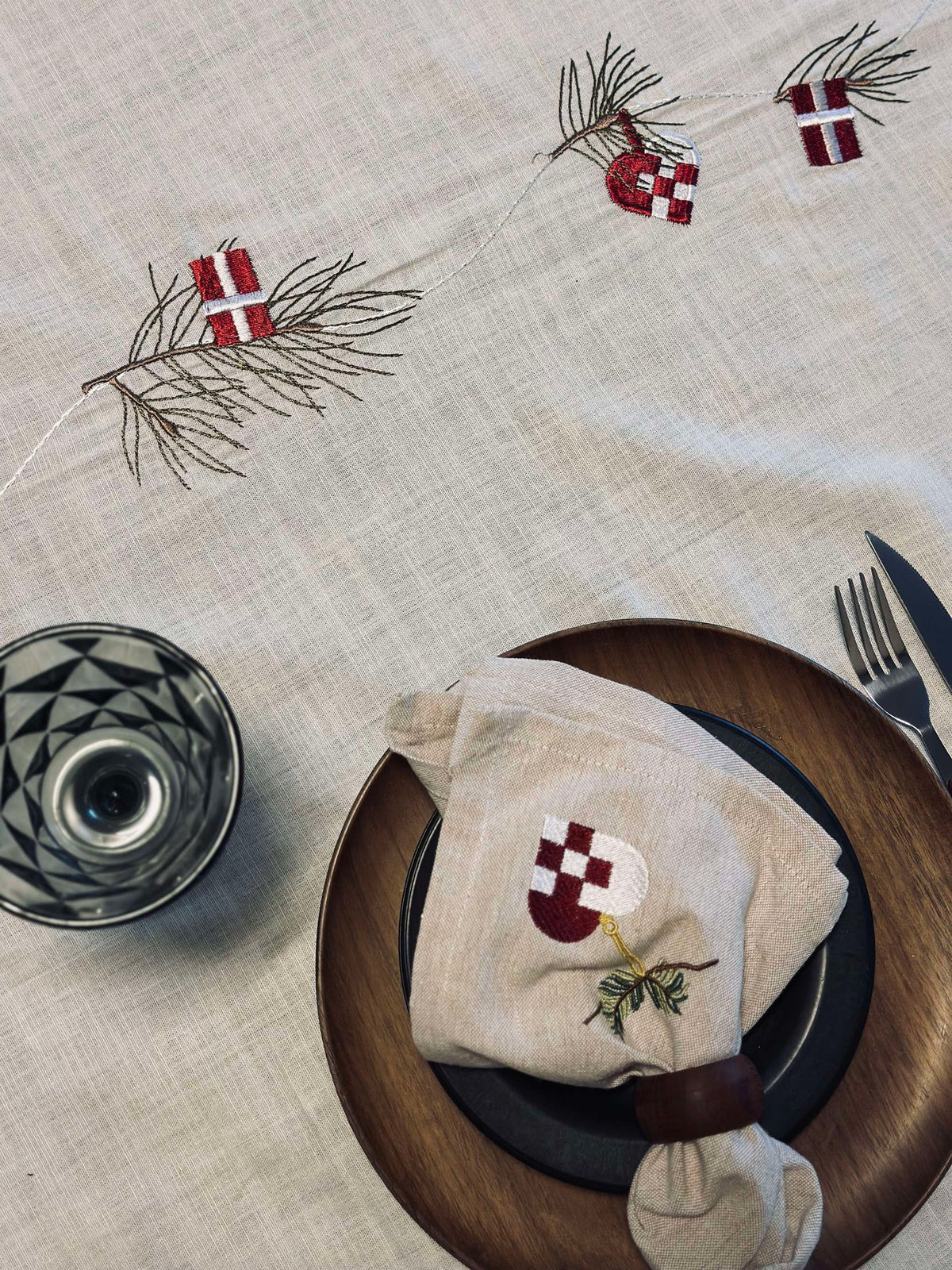 Kersttafelkleed - Deense Kerst 240x140