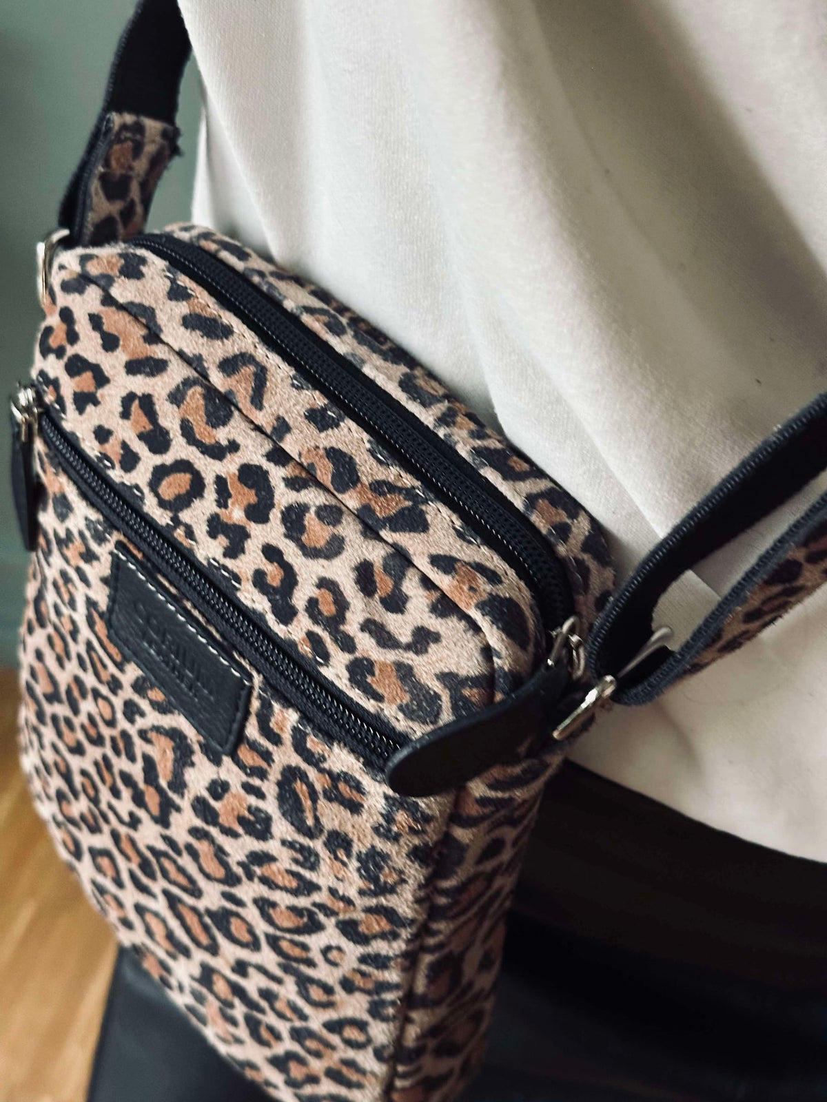 Telefoontasje / Crossover Daily Leopard