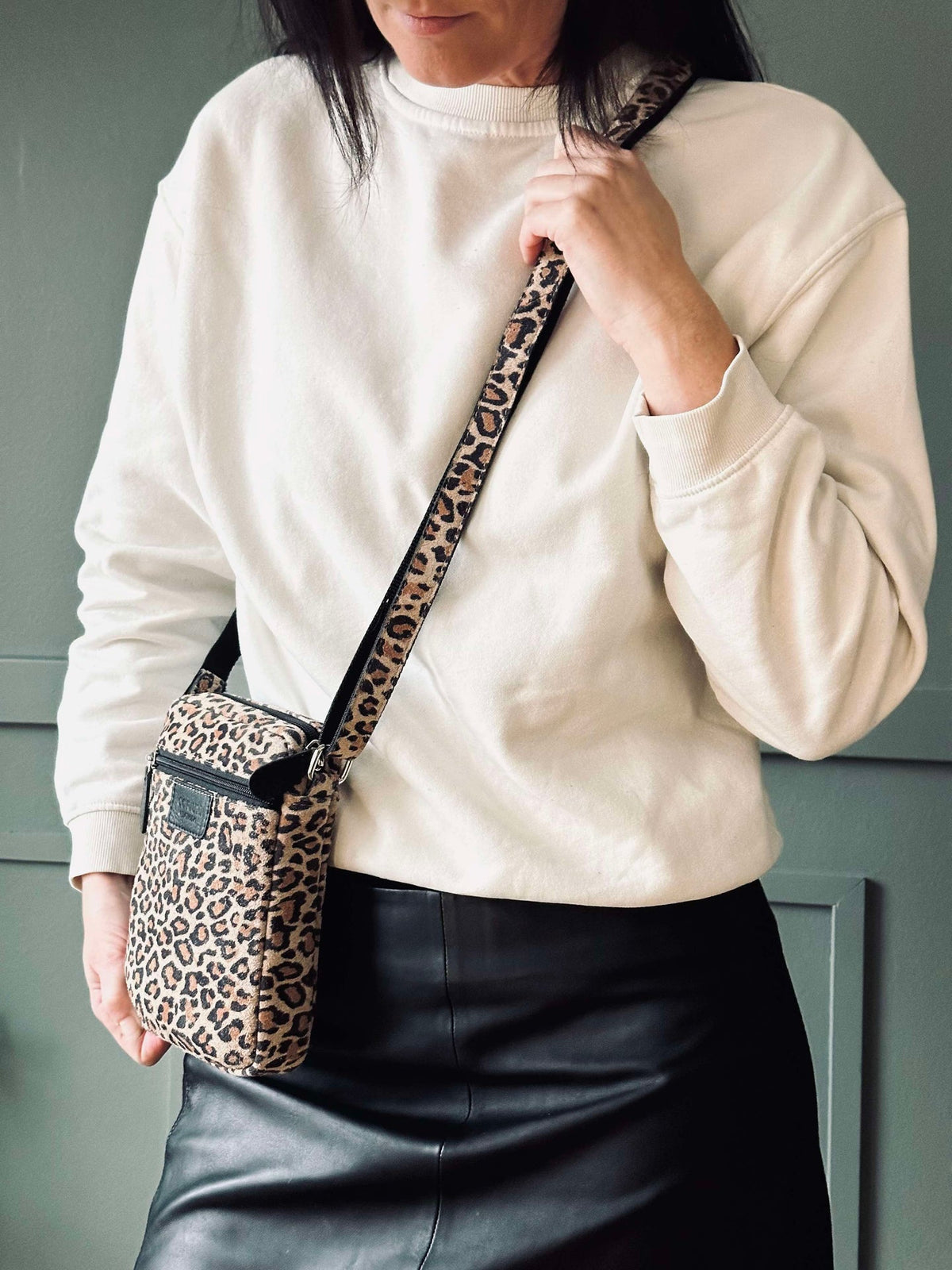Telefoontasje / Crossover Daily Leopard
