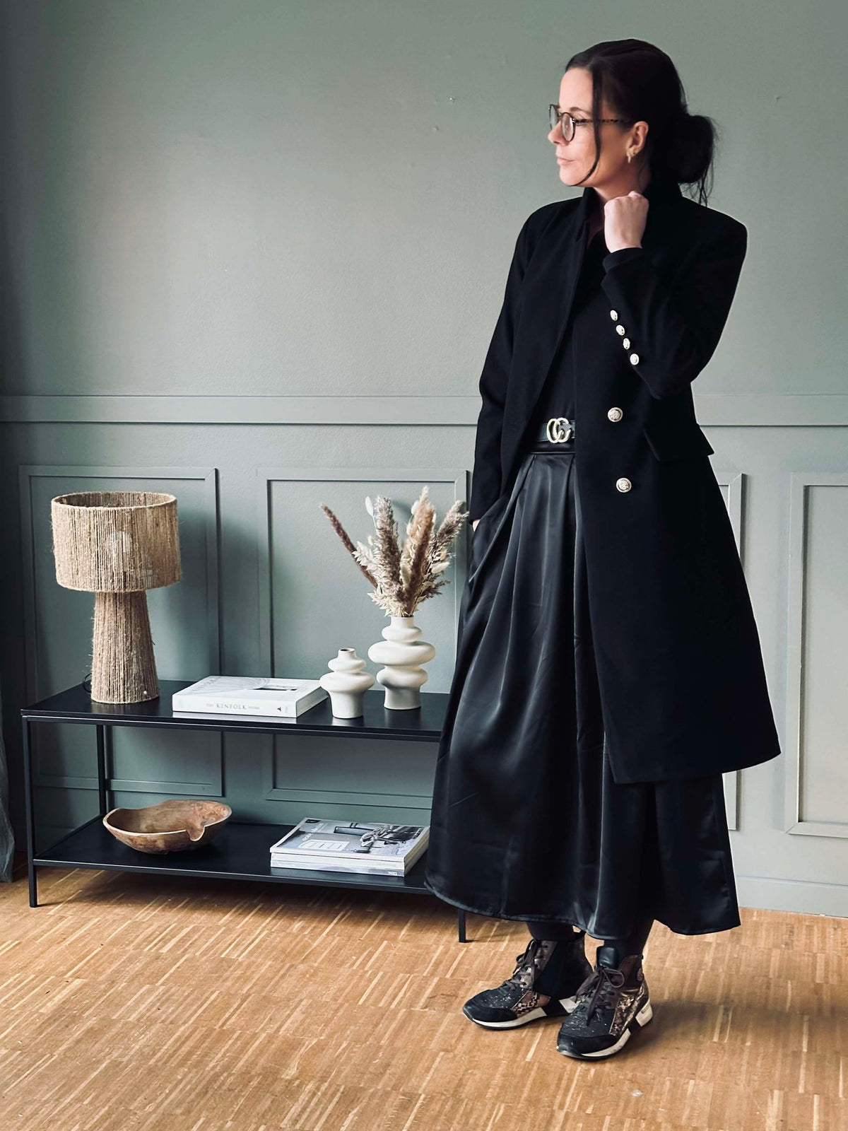 Jas Chic - Black