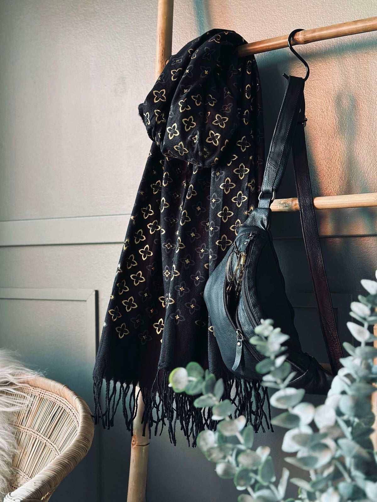 Sjaal - Black / Gold