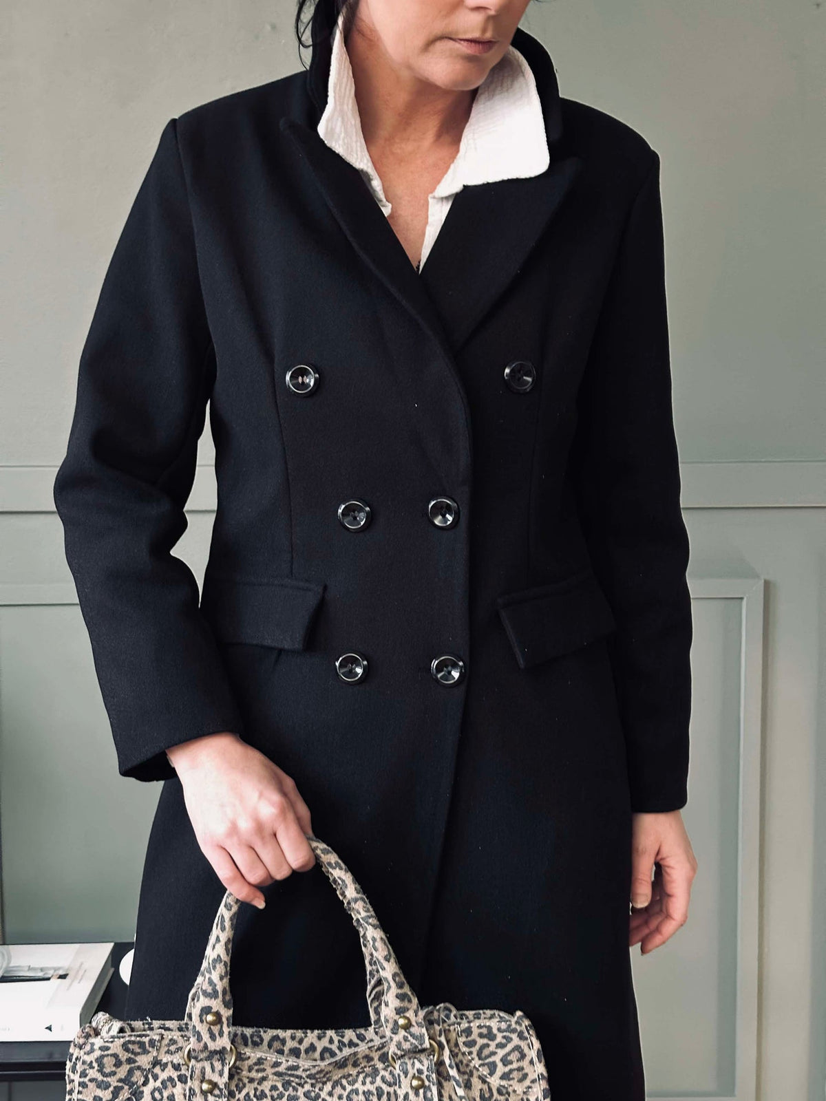 Jas Rosy - Black