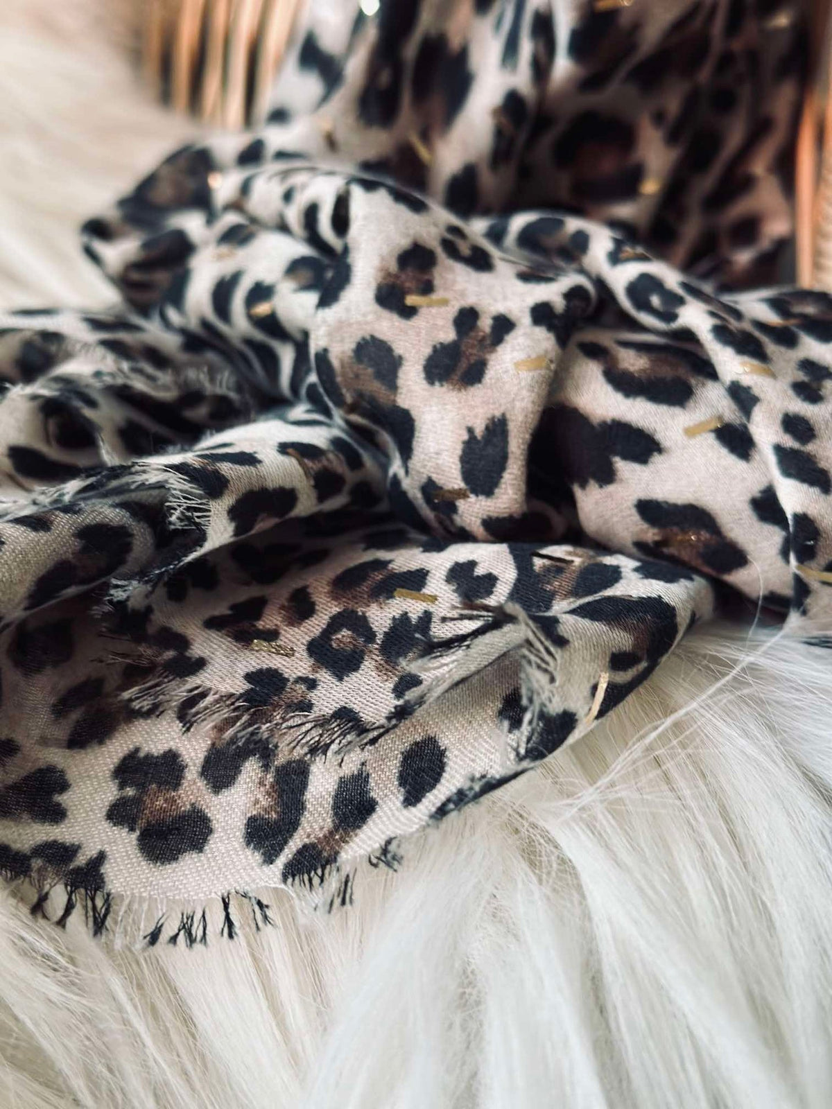 Sjaal Leopard met gouden detail - Camel