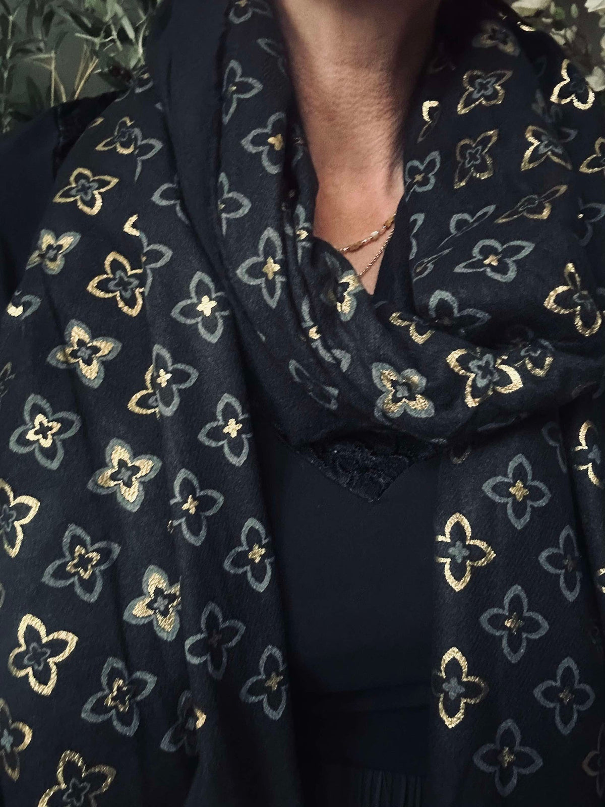 Sjaal - Black / Gold