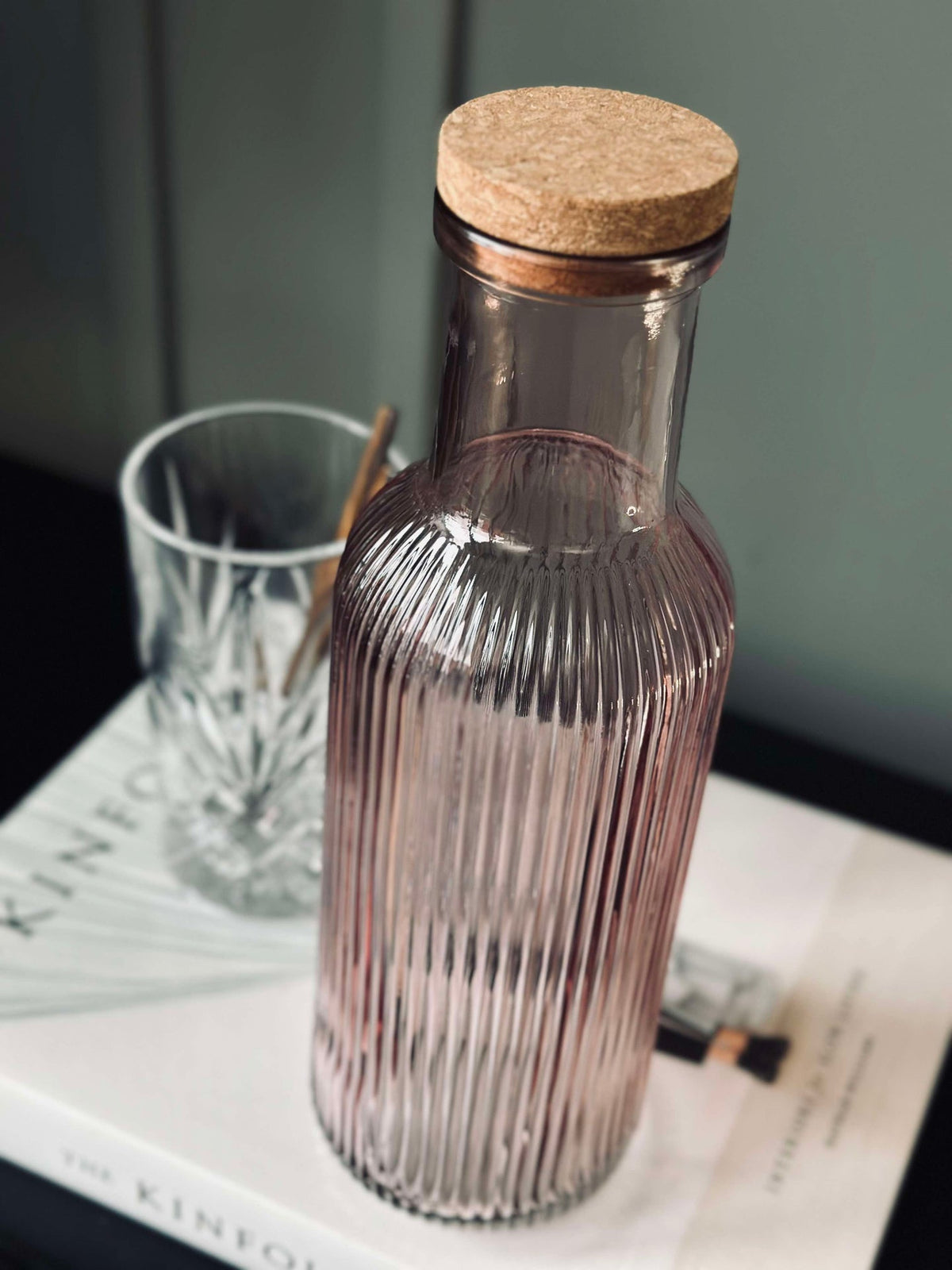 Waterfles met kurkstop – Roze 1 l