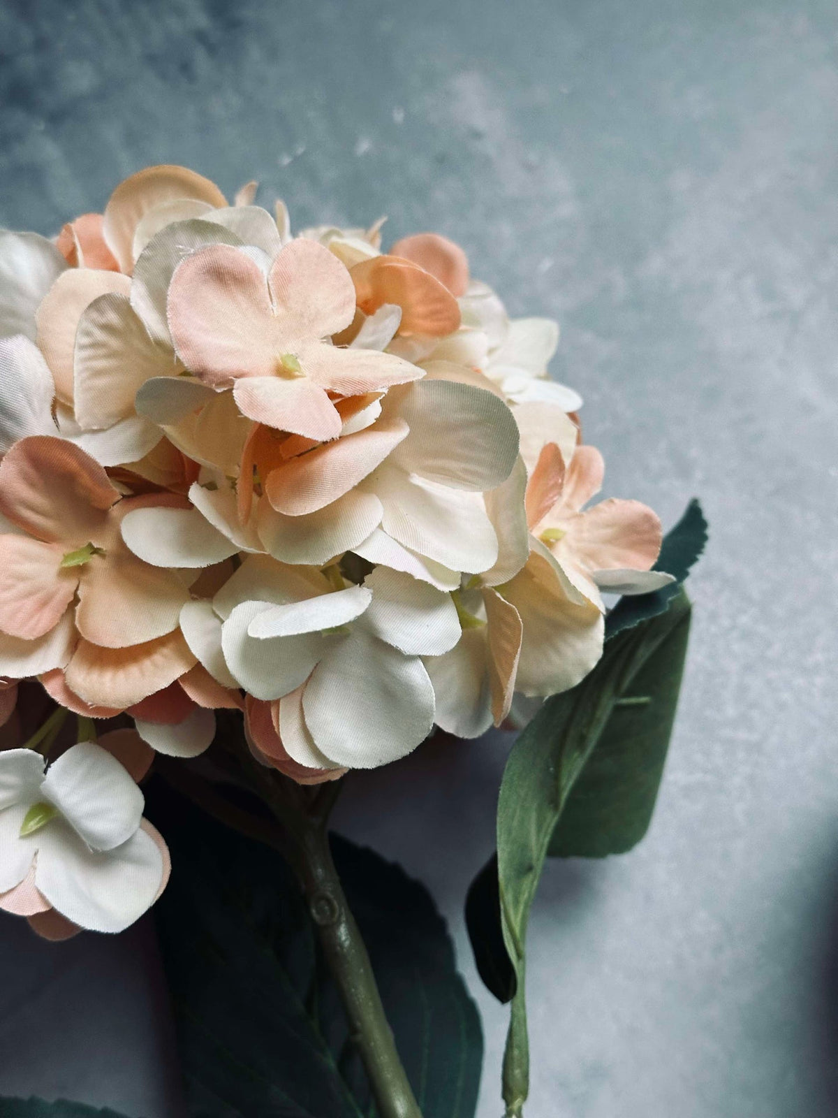 Zijden bloem Hortensia goud