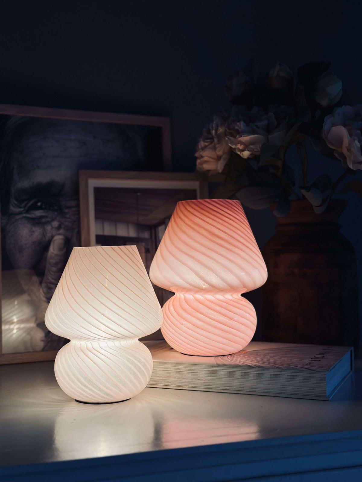 Mushroom Medium – Wit mondgeblazen glas