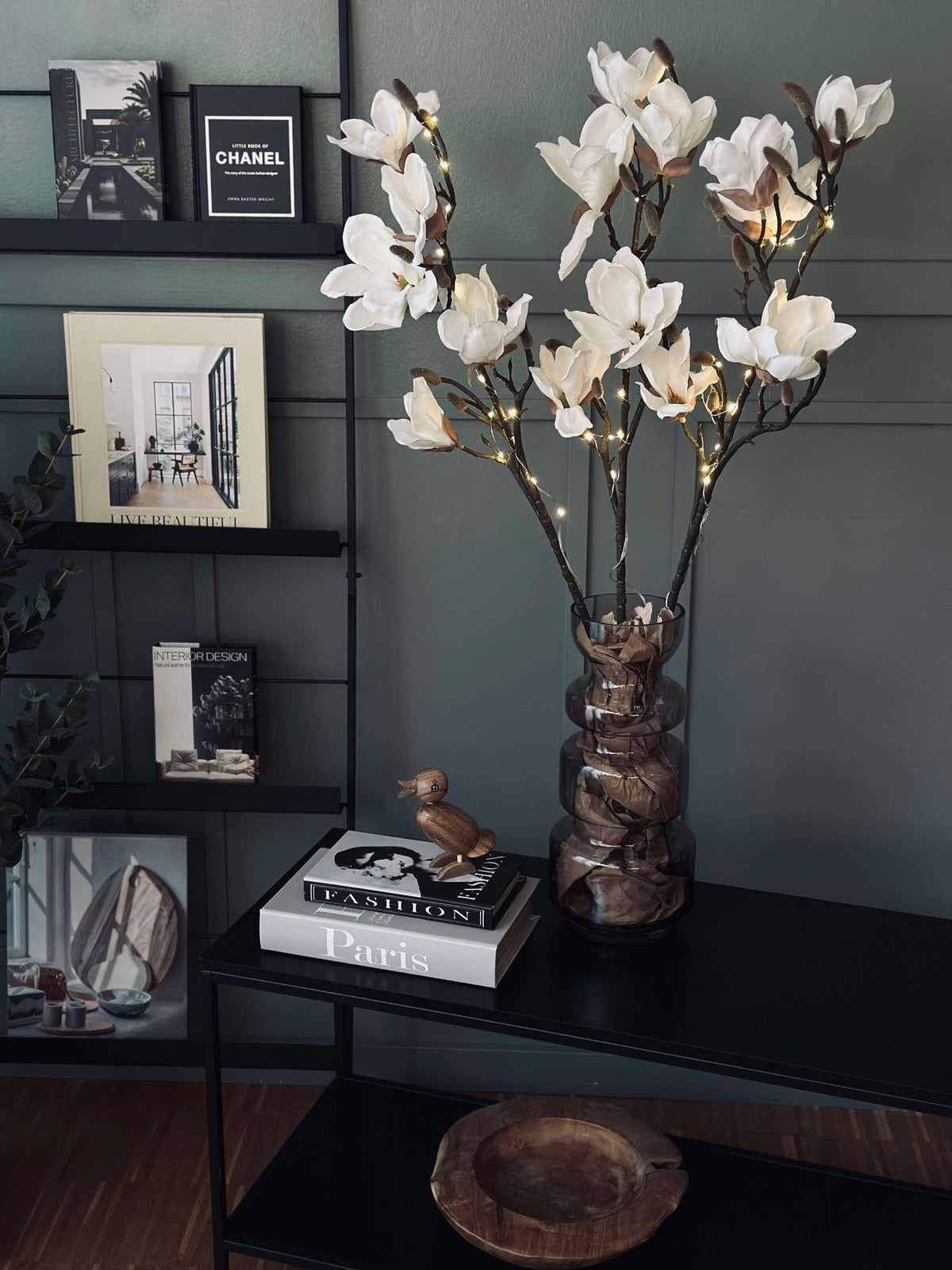 Magnoliatak met licht