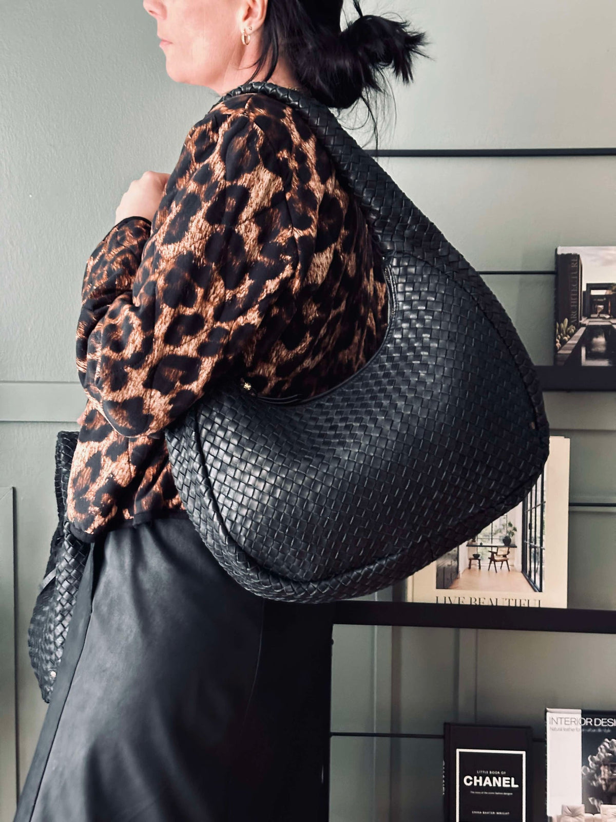 Elegante handgevlochten schoudertas - Black big