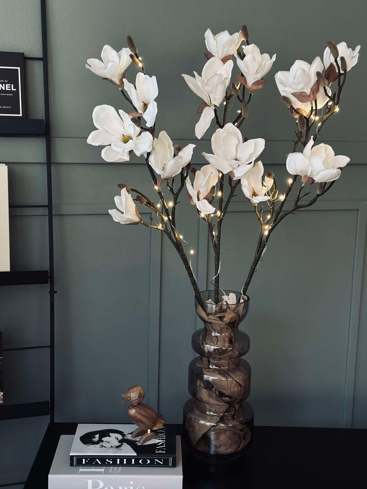 Magnoliatak met licht
