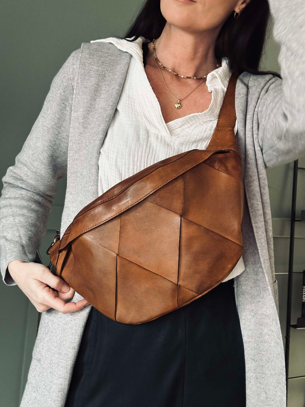 Exclusieve handgevlochten bumbag - Cognac