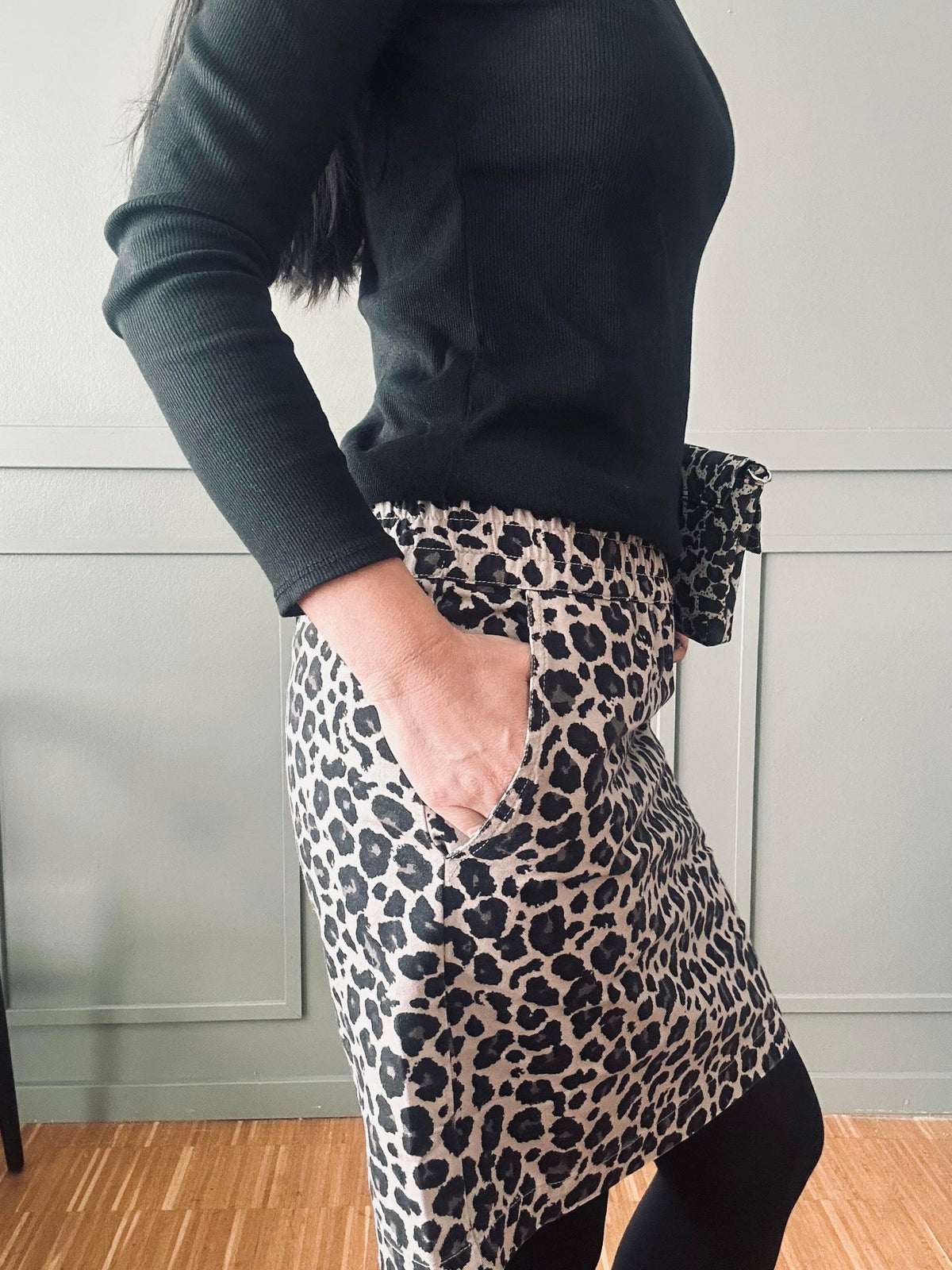 Rok Jane Leopard Grey