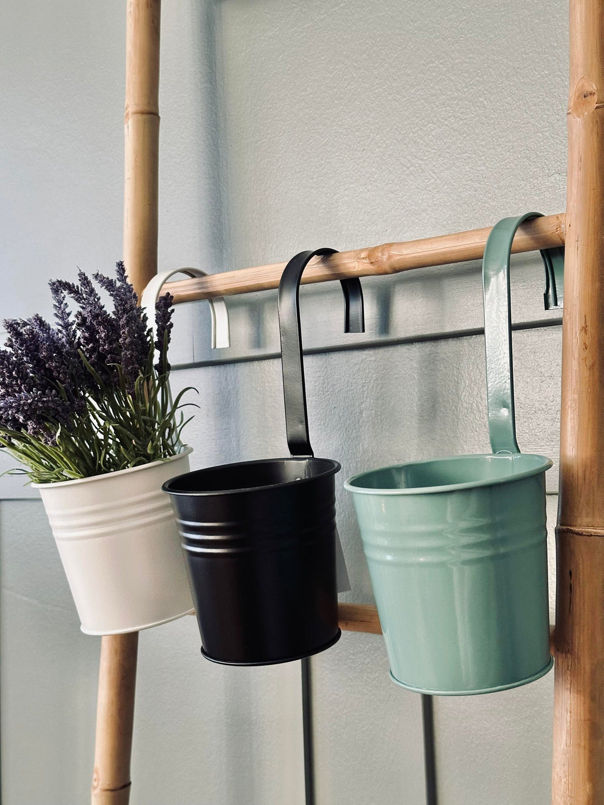 Verdekkende pot met handgreep - Wit