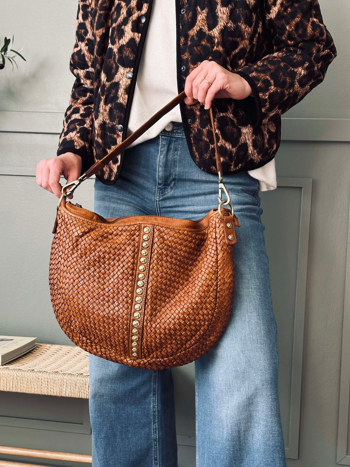 Crossover JOMA vlechtwerk en studs - Cognac