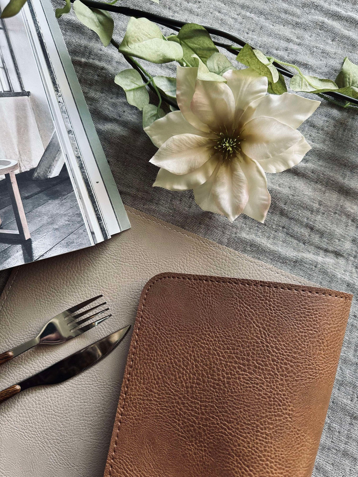 Omkeerbare placemat - Cognac / zwart