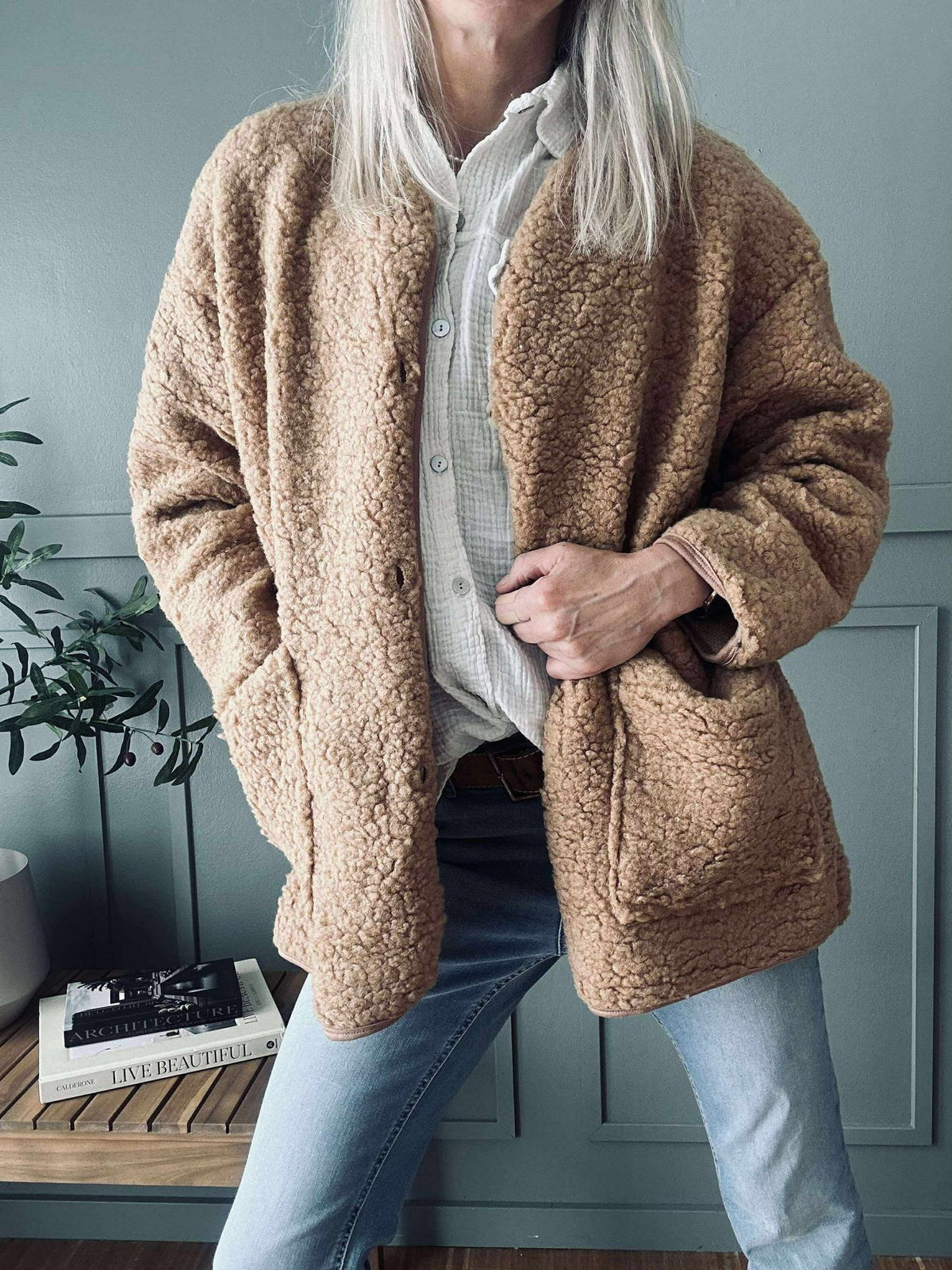 Jas Lucile Camel