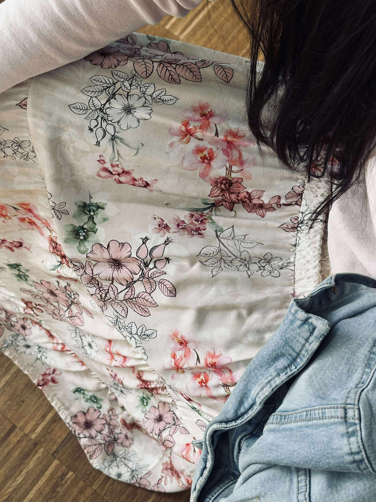 Rok Anika Rose flower