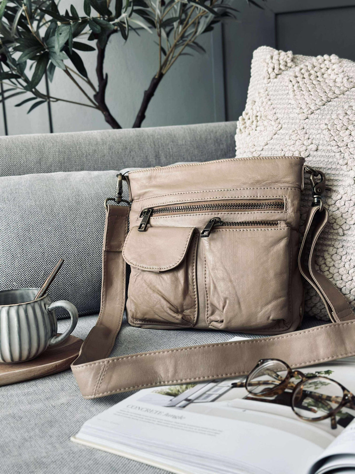 Crossbody LATTE - Ultra zacht