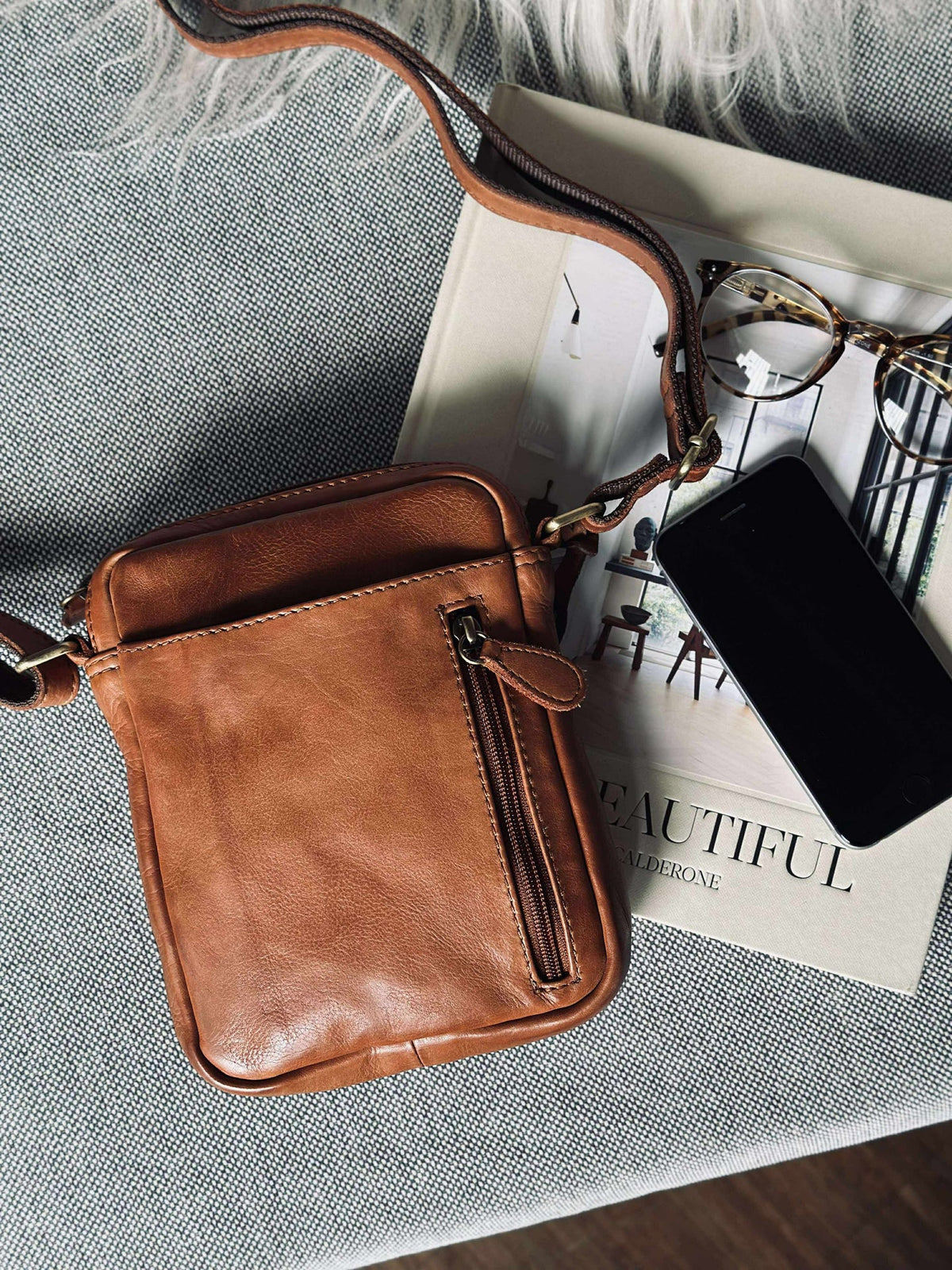 Crossover mobiele telefoontas - Cognac