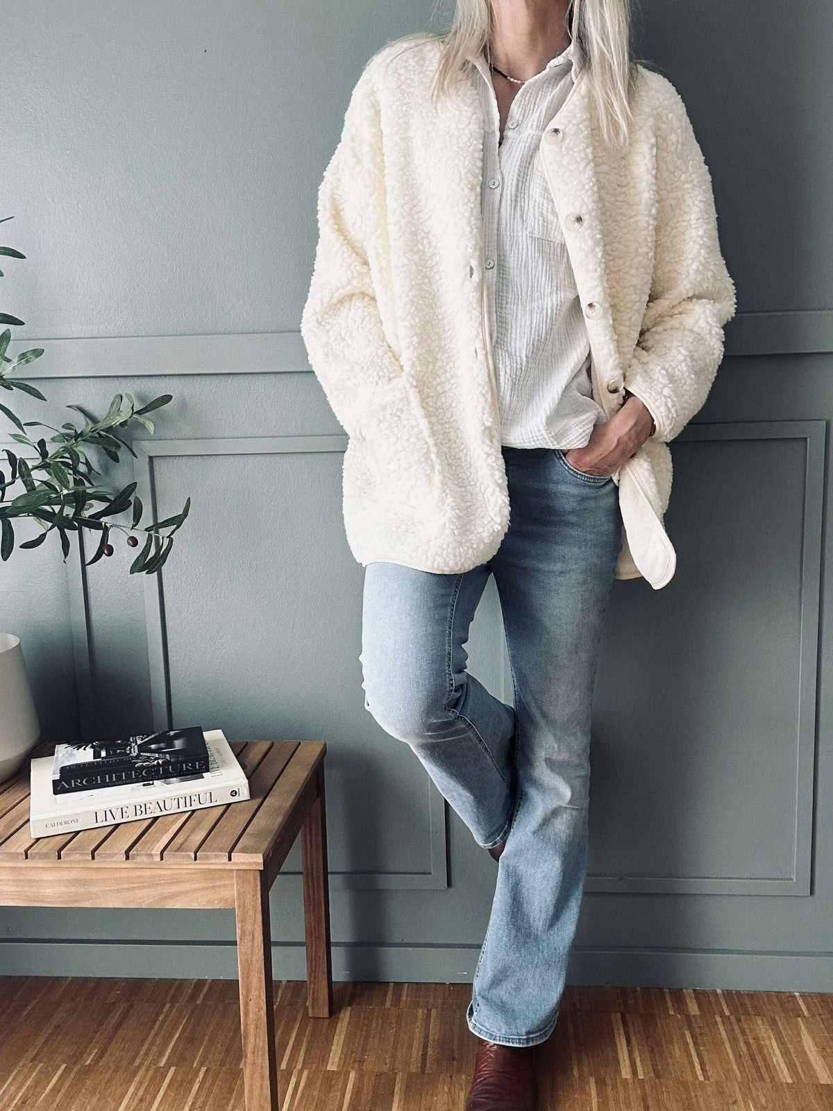 Jas Lucile Off white