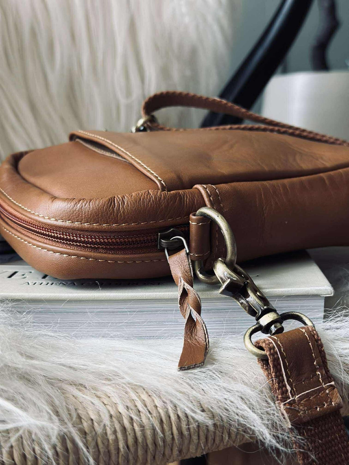 Mobieltasje Emma - Cognac