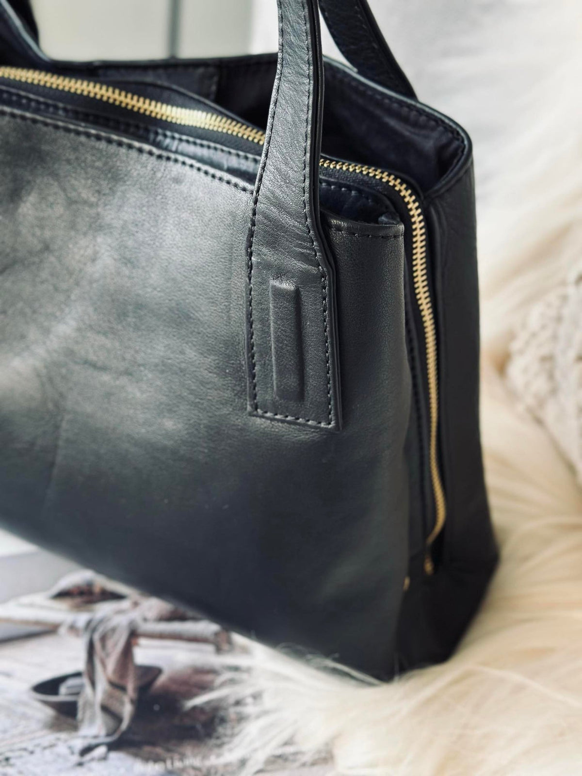Schoudertas - Black leather