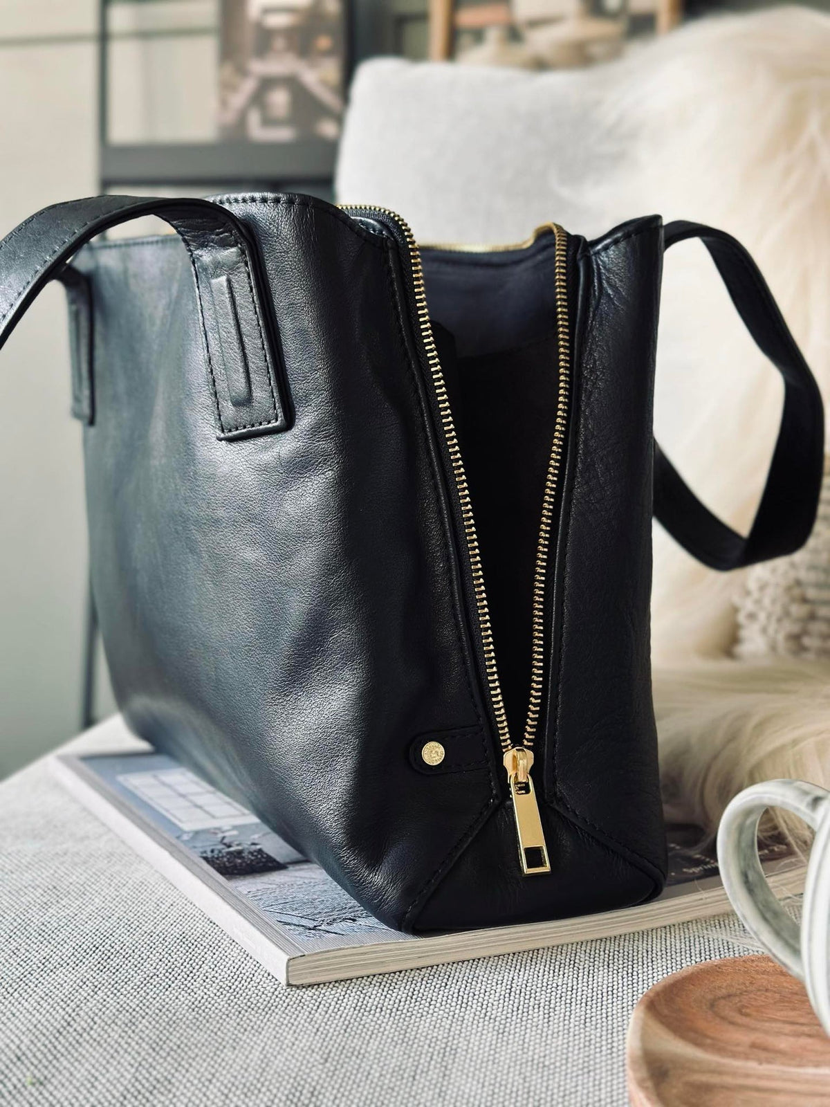 Schoudertas - Black leather