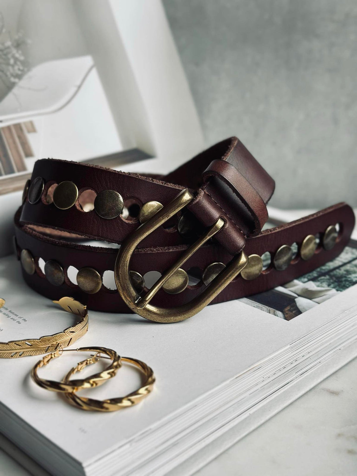 Jeans riem versierd met studs - Brown
