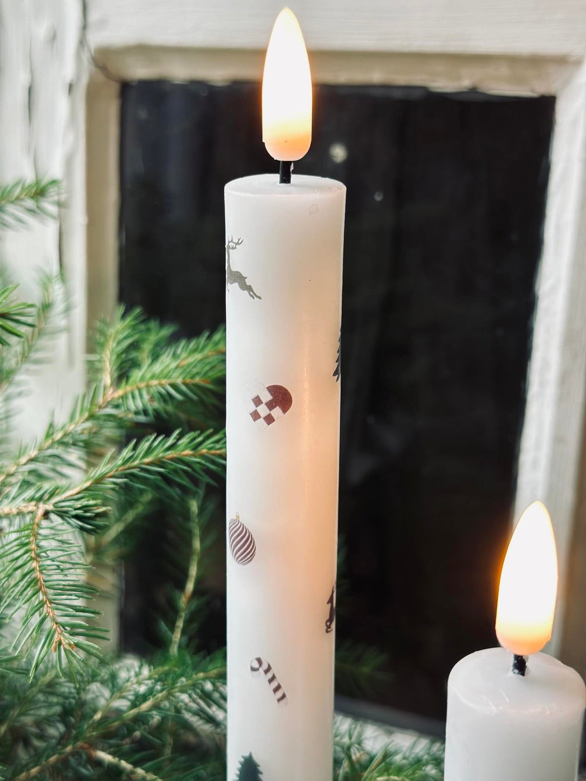 LED Kandelaren 2 stuks - Kerstmotief