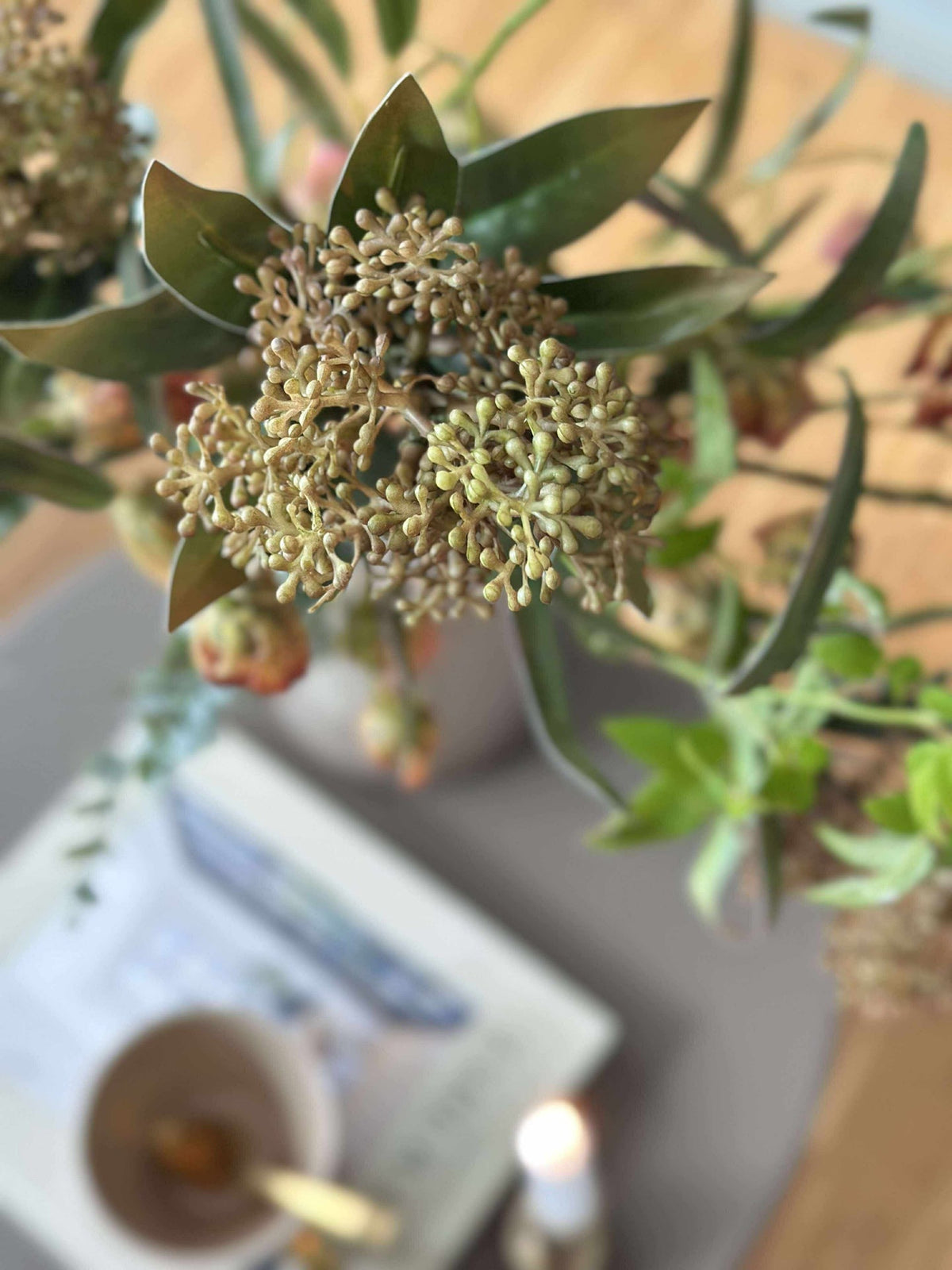 Bloemenstengel -skimmia  MIX