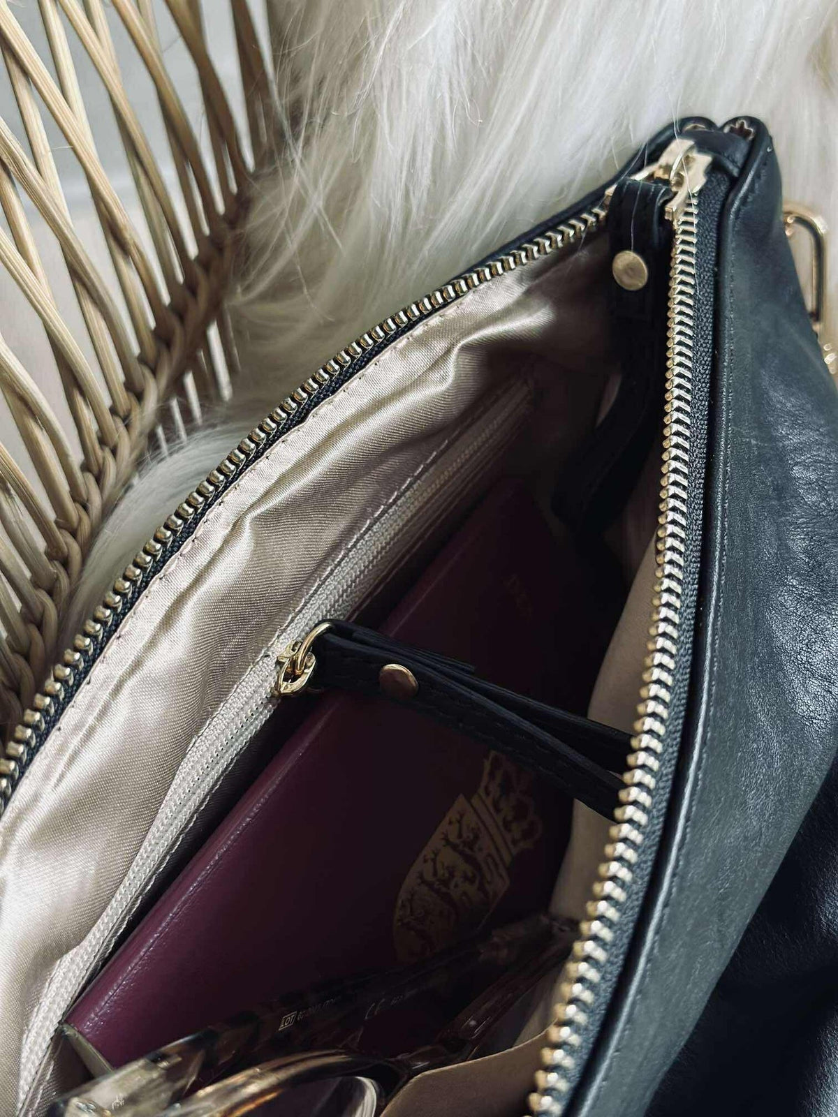 Clutch van zwart leer