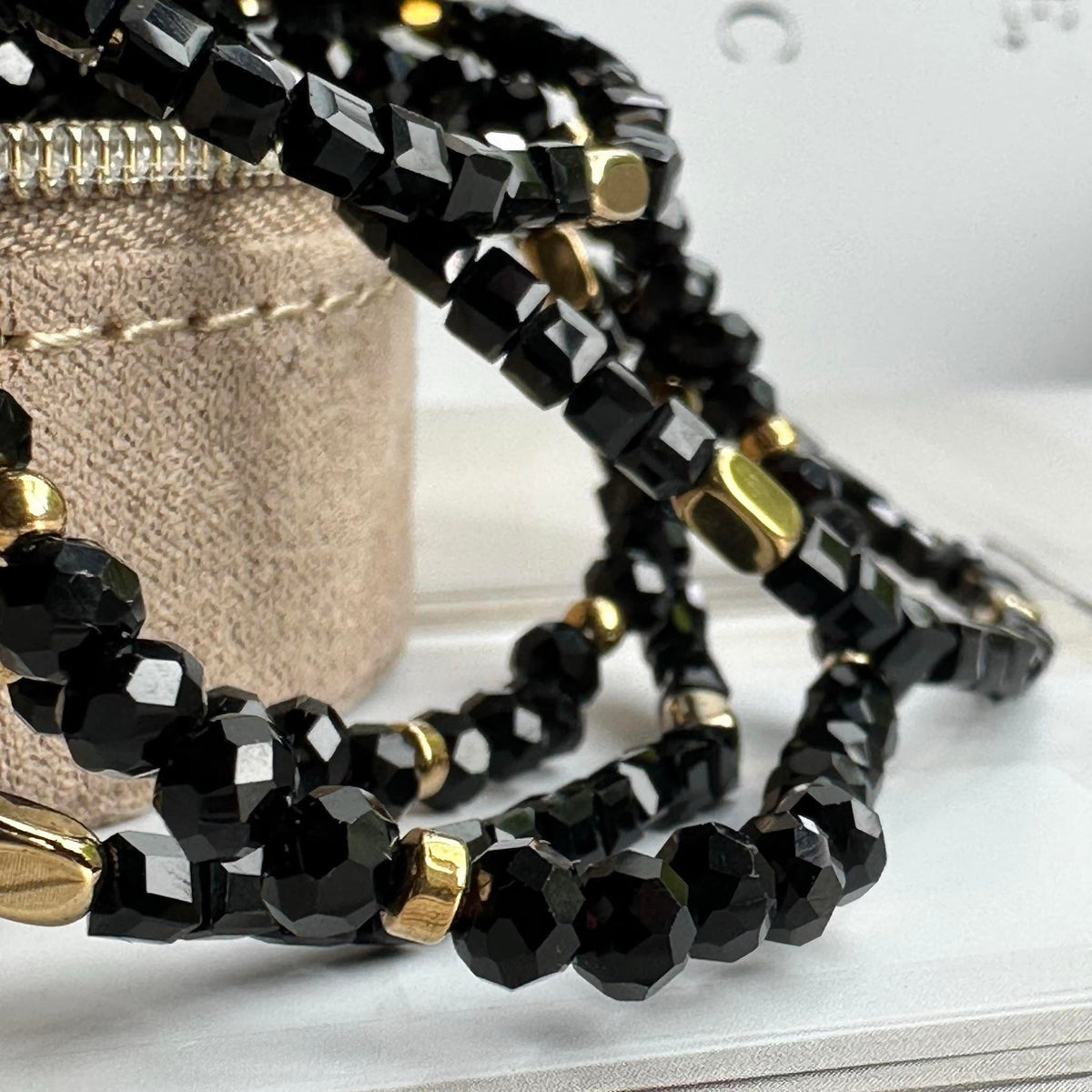 Armband Merle zwart mix - set van 5 stuks