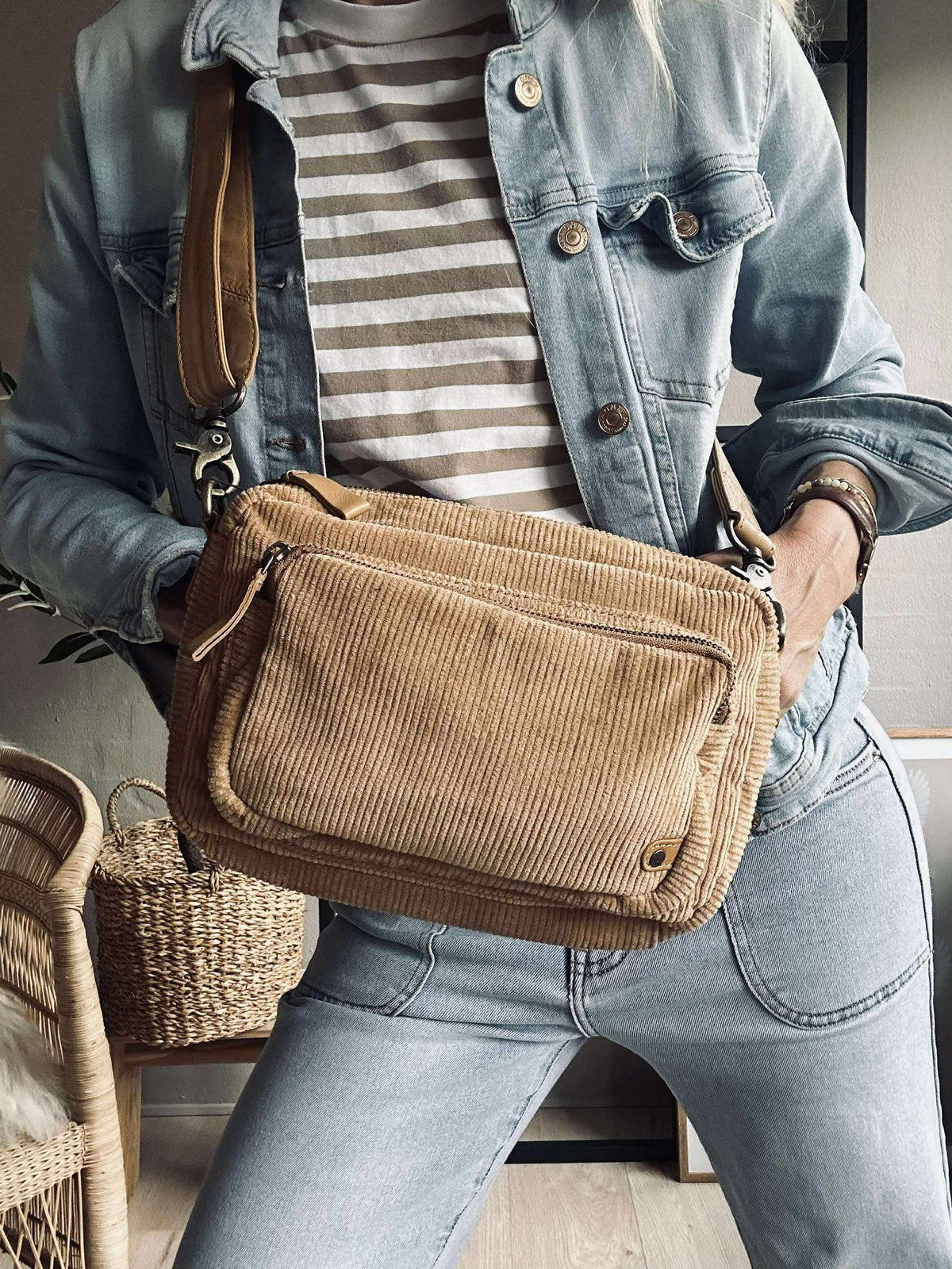 Crossbody Tan fluweel