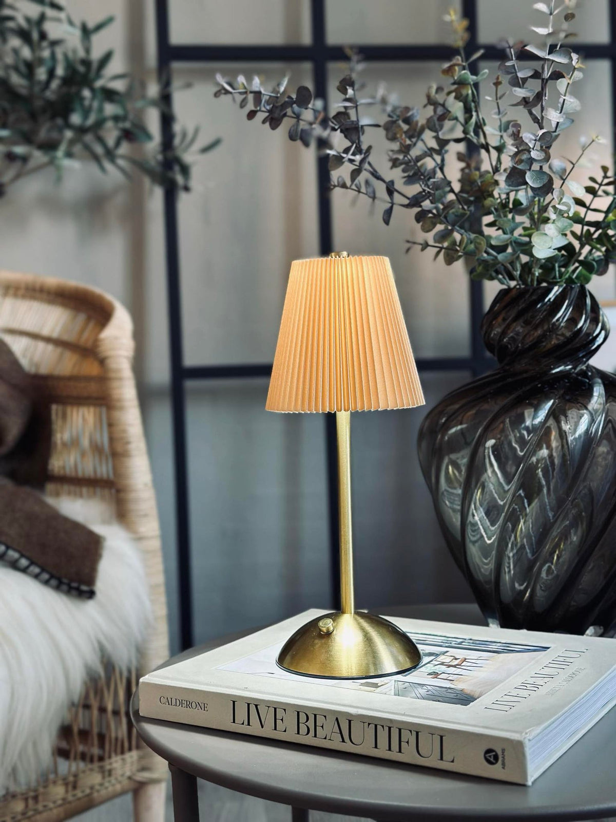 LED tafellamp Plisse´ beige - oplaadbaar