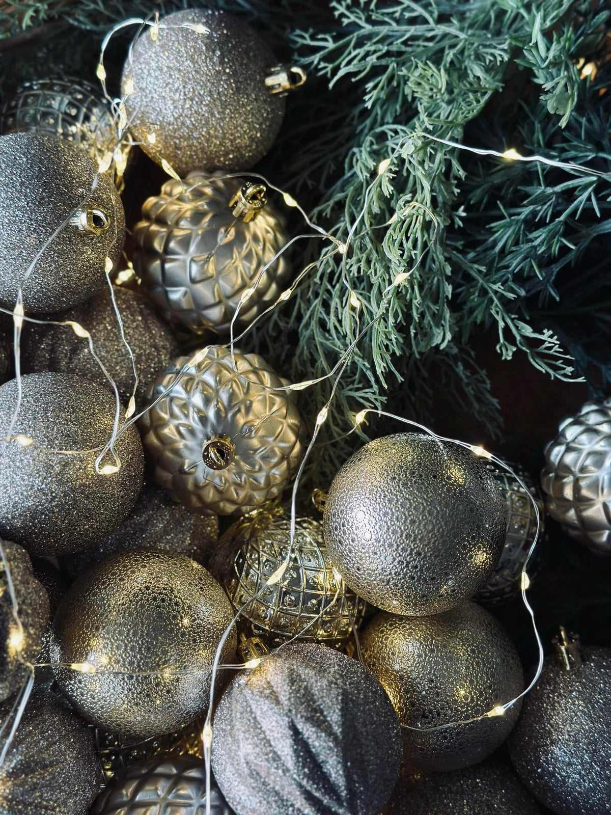 Kerstballen mix box 35 stuks
