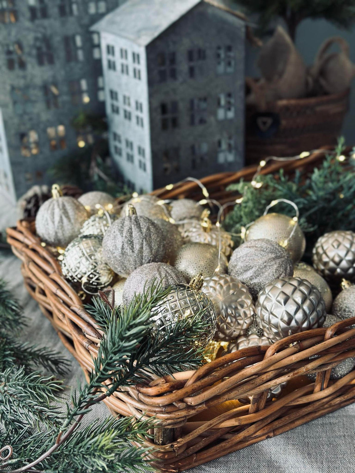 Kerstballen mix box 35 stuks