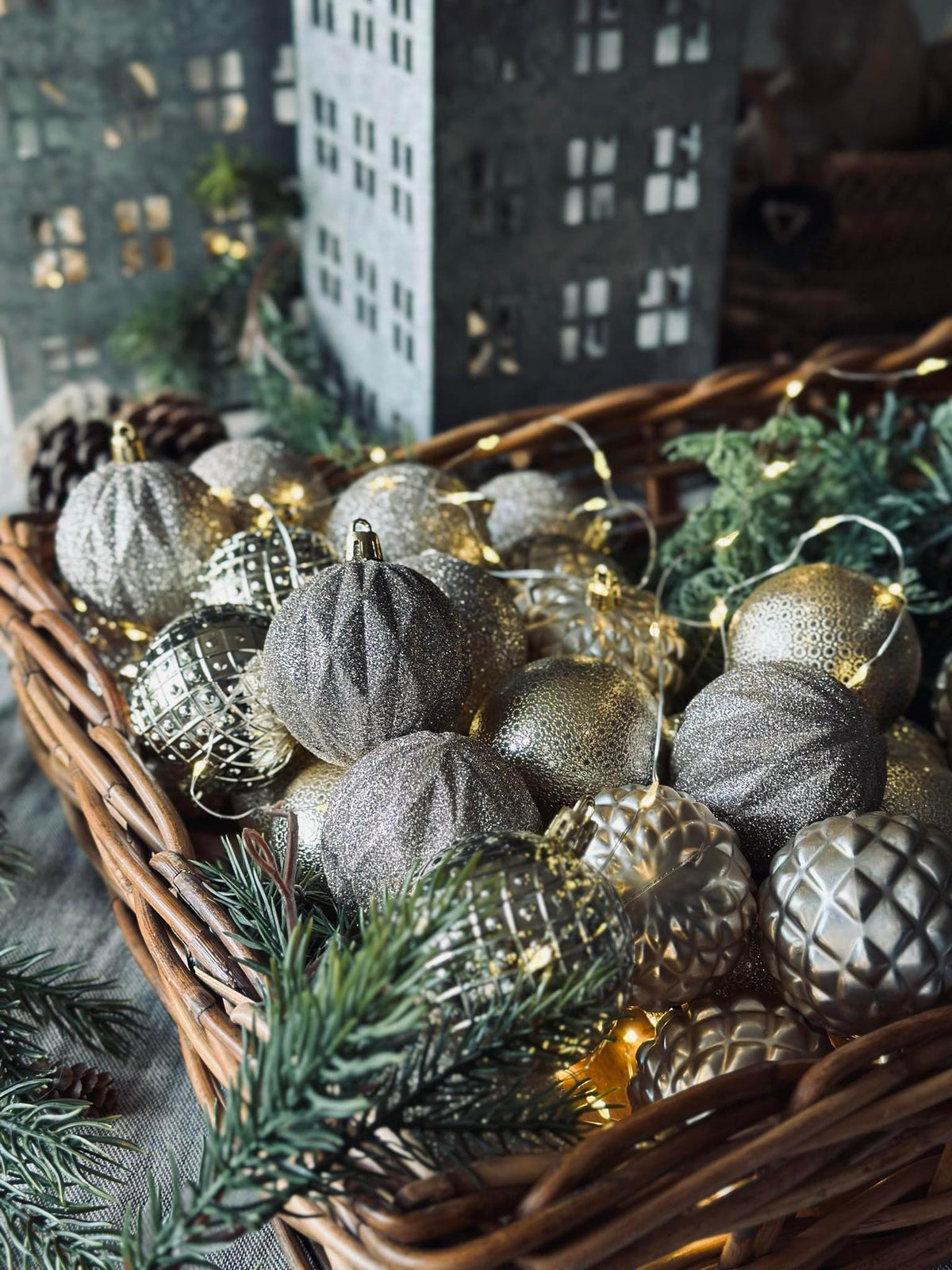 Kerstballen mix box 35 stuks