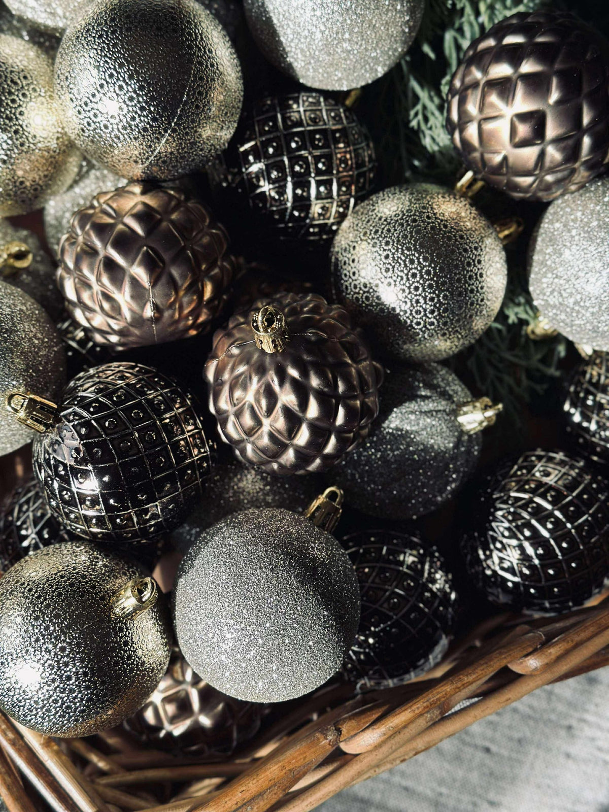 Kerstbal mix box 35 stuks