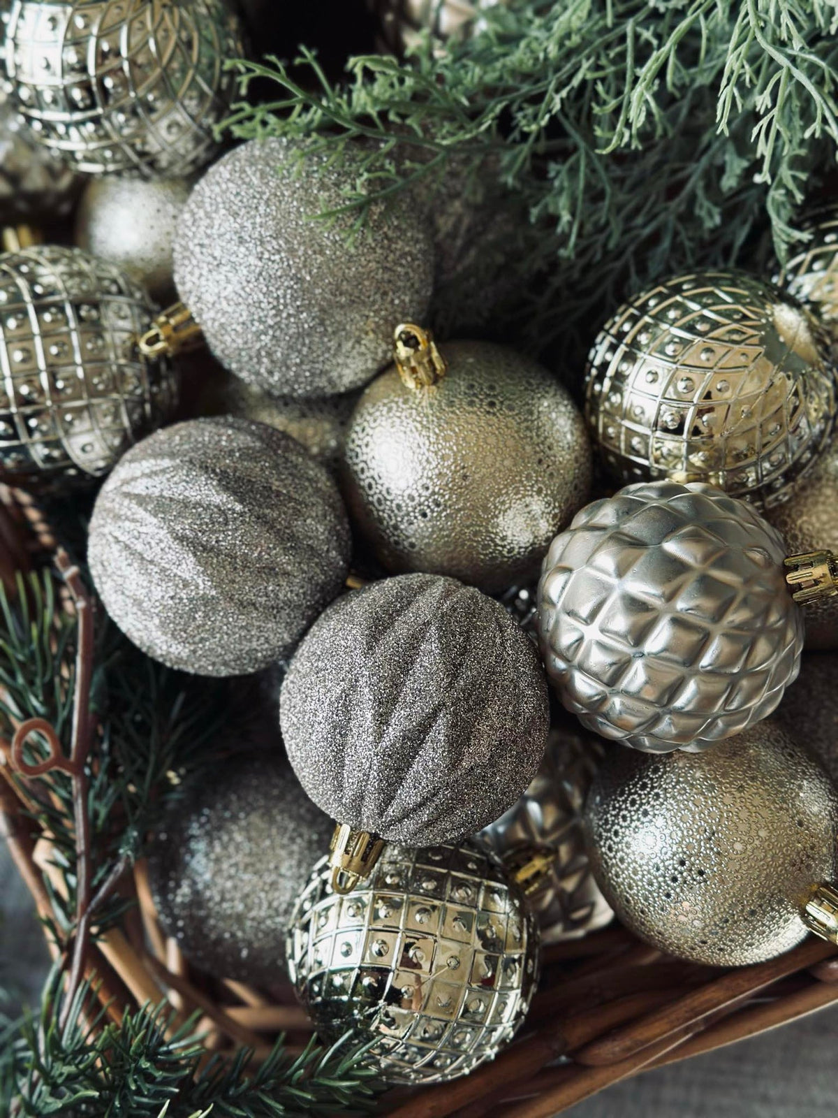 Kerstballen mix box 35 stuks