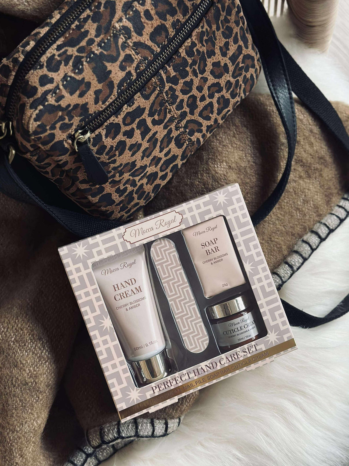 Geschenkset met 4 delen - MIX handcare