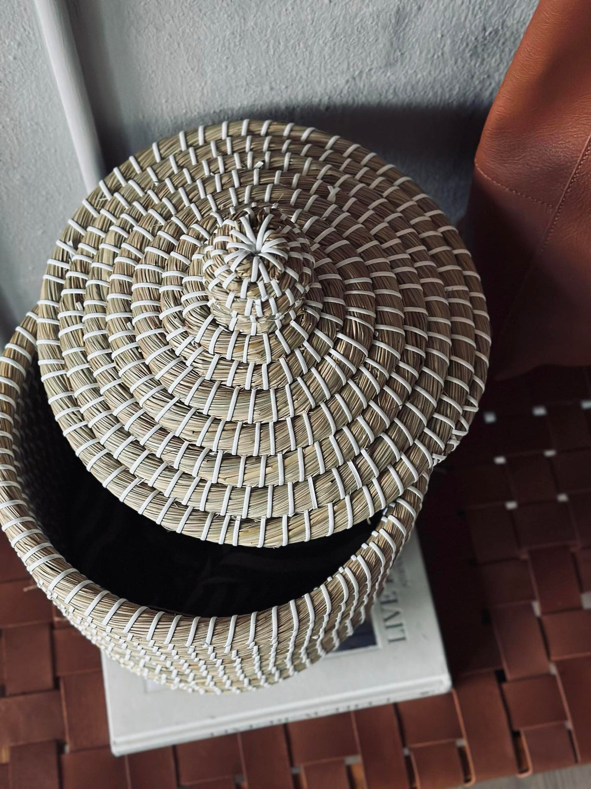 Manden met deksel van zeegras - Set van 2 st.