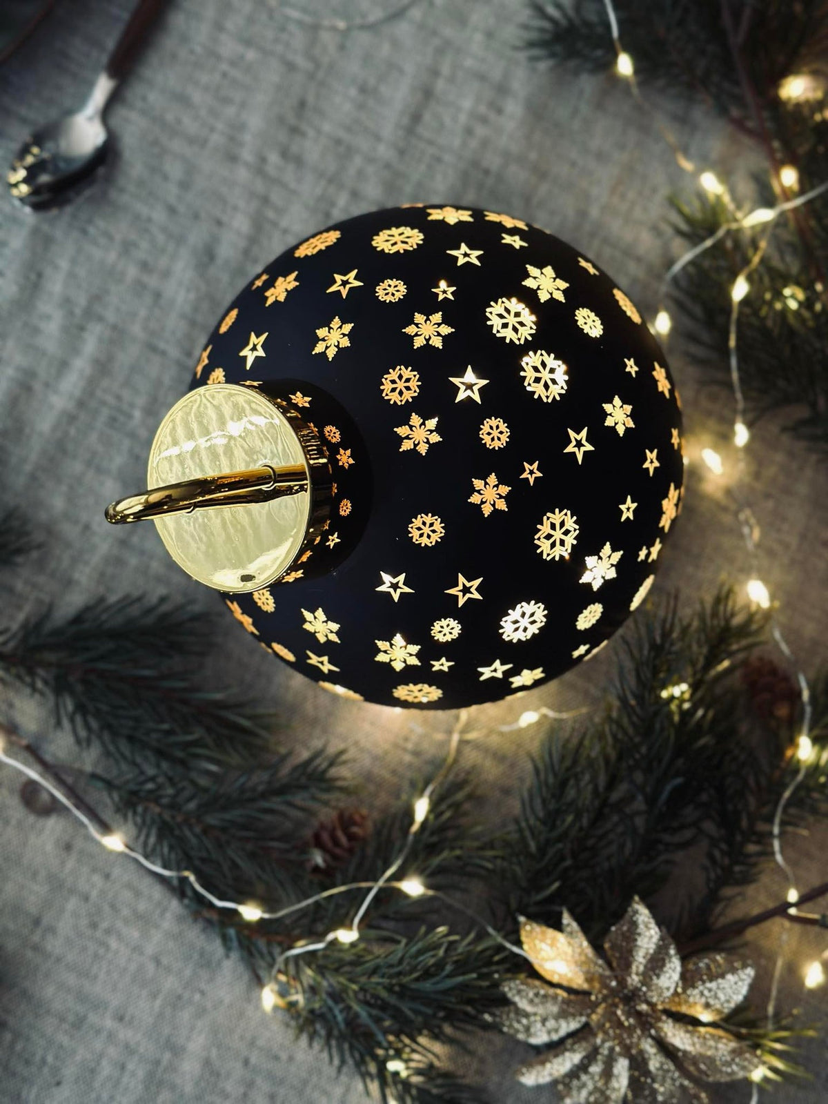 Kerstbal met led licht - Black