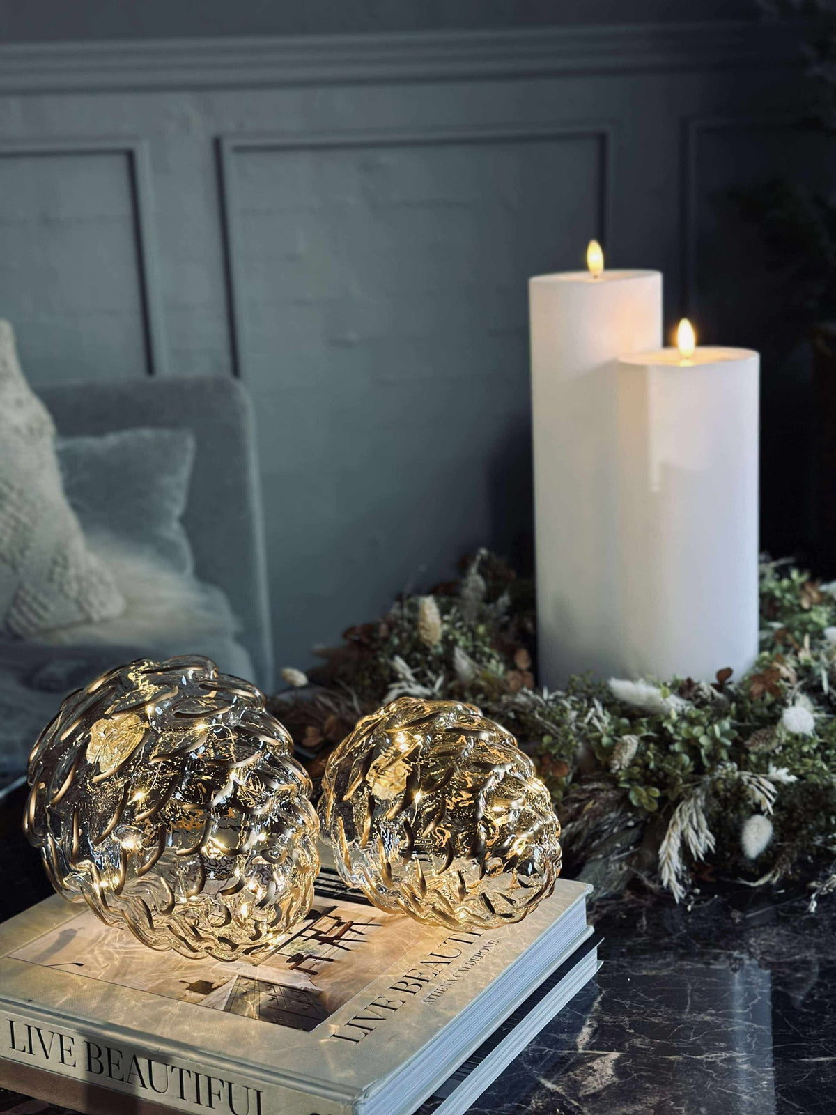 Dennenappel hangdecoratie van glas