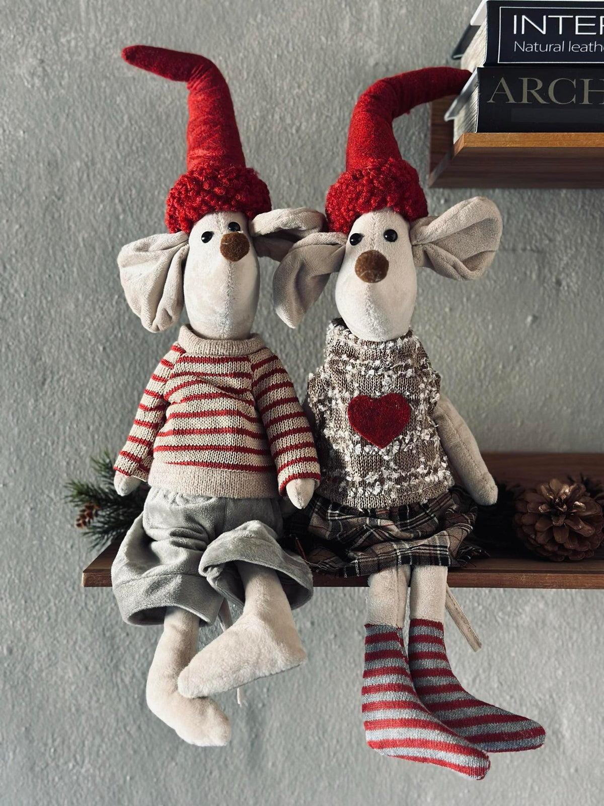 Kerstmuis - Zittende Jongen