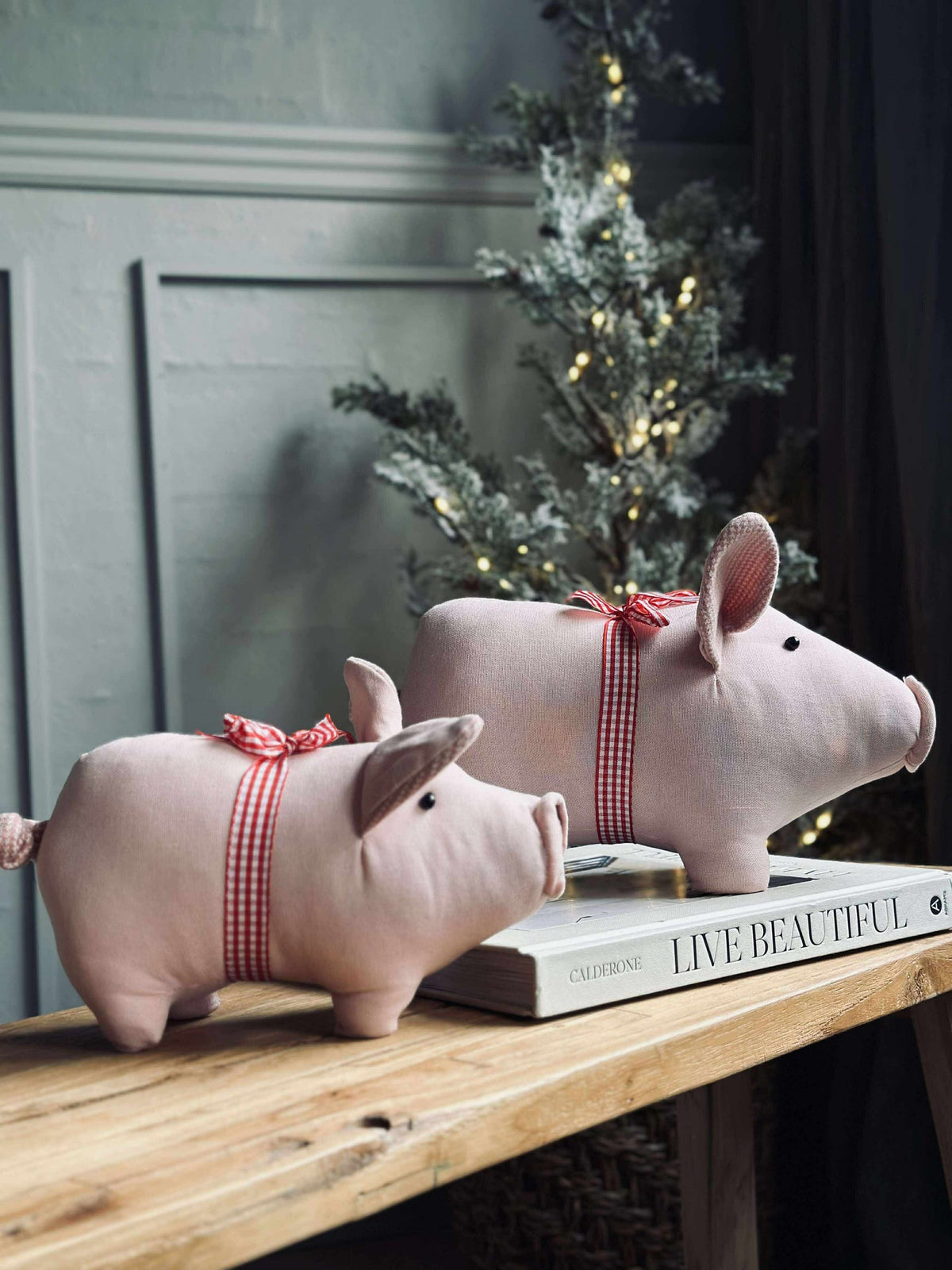 Kerstvarken met strik - Roze