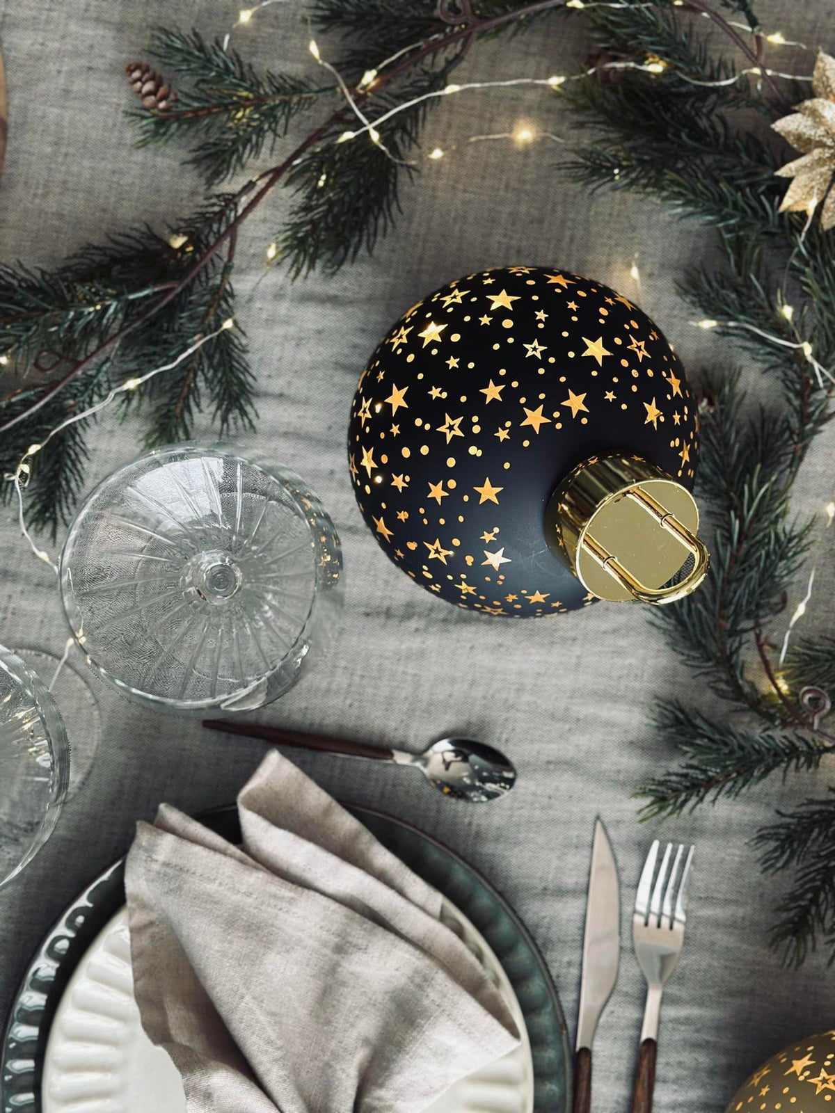 Kerstbal met led licht - Black